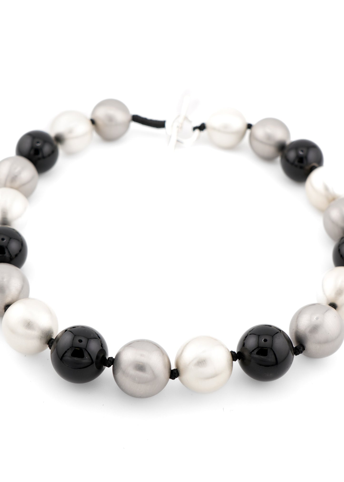 Merx - Brushed Silver & Black Bead Necklace