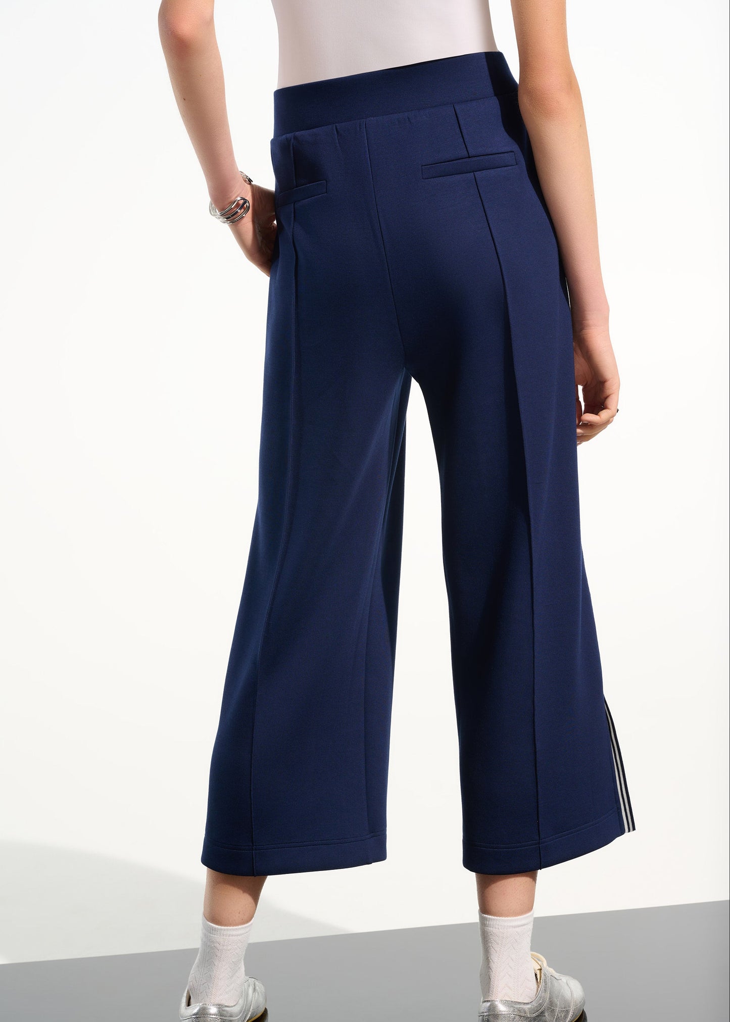 Joseph Ribkoff - Scuba Jersey Pull-On Culotte Pants