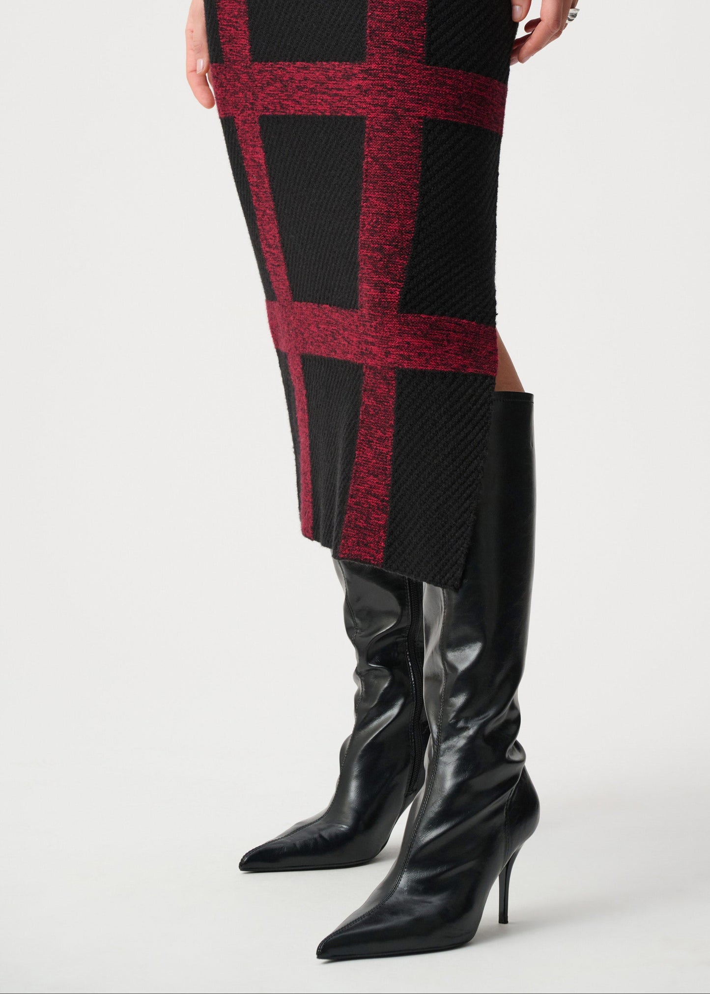 BLACK/DEEP CHERRY