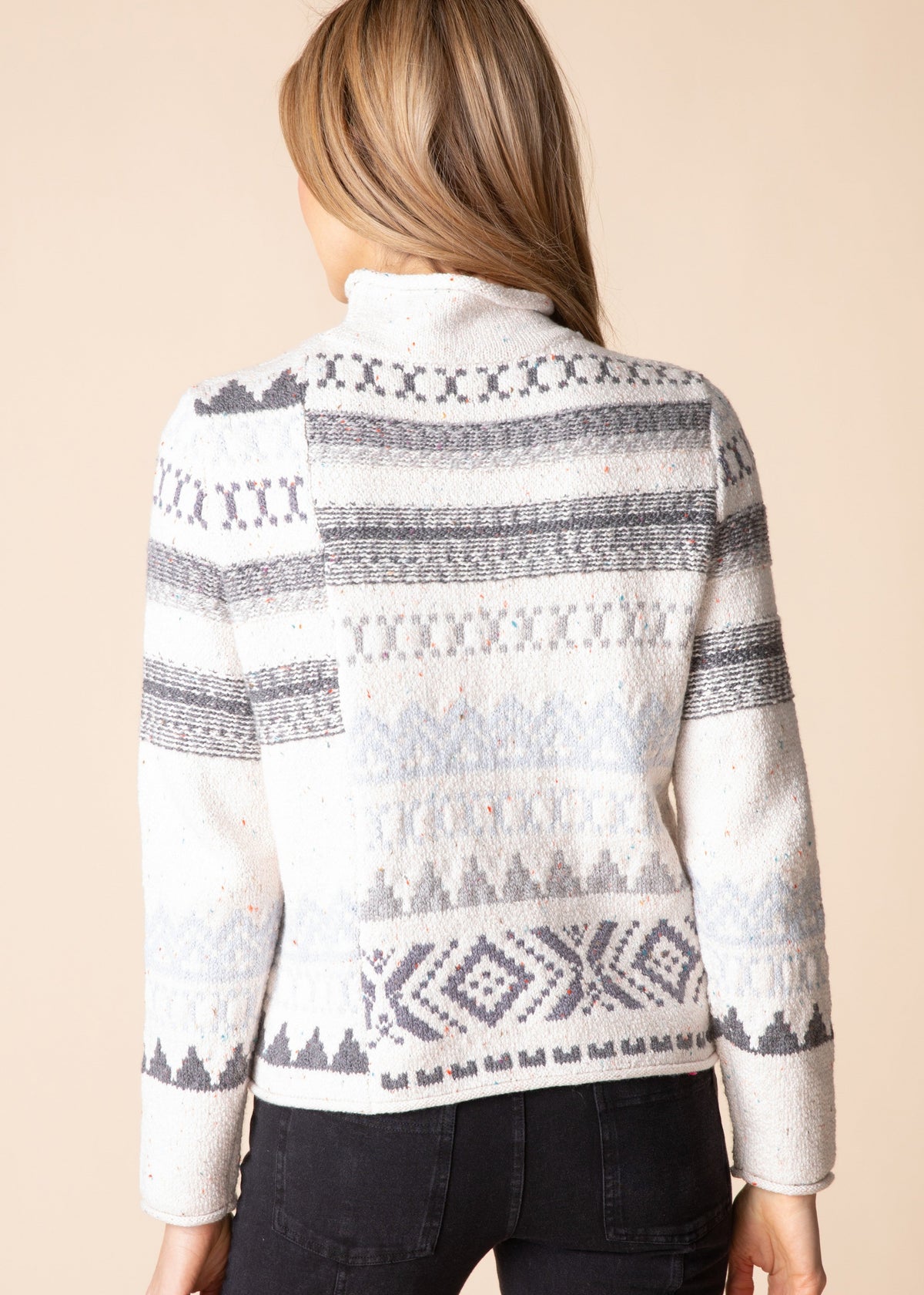 WINTER WHITE