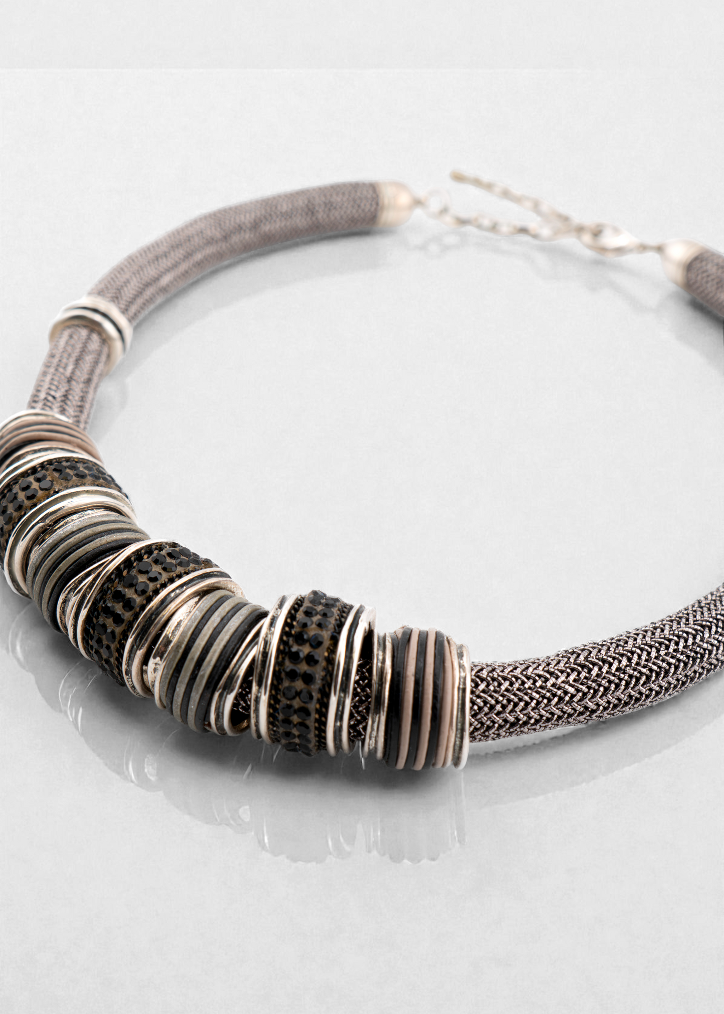 Pre-loved - Mesh Beaded Choker