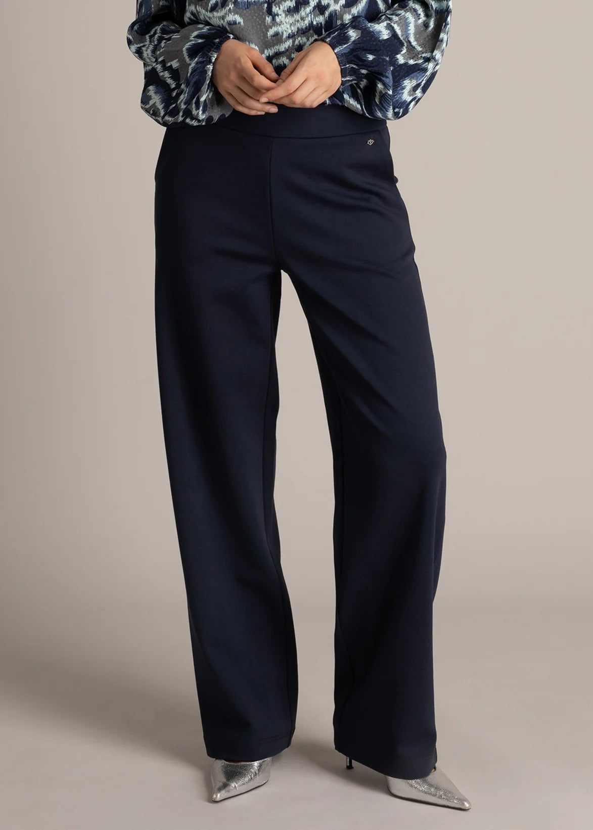 Yest - Paloma Essential Pant