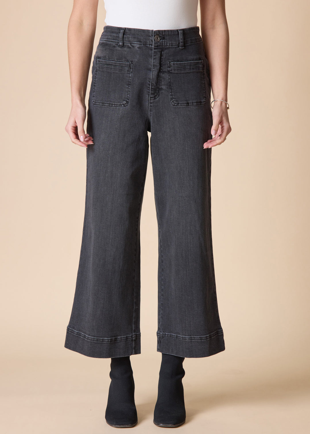 BLACK DENIM