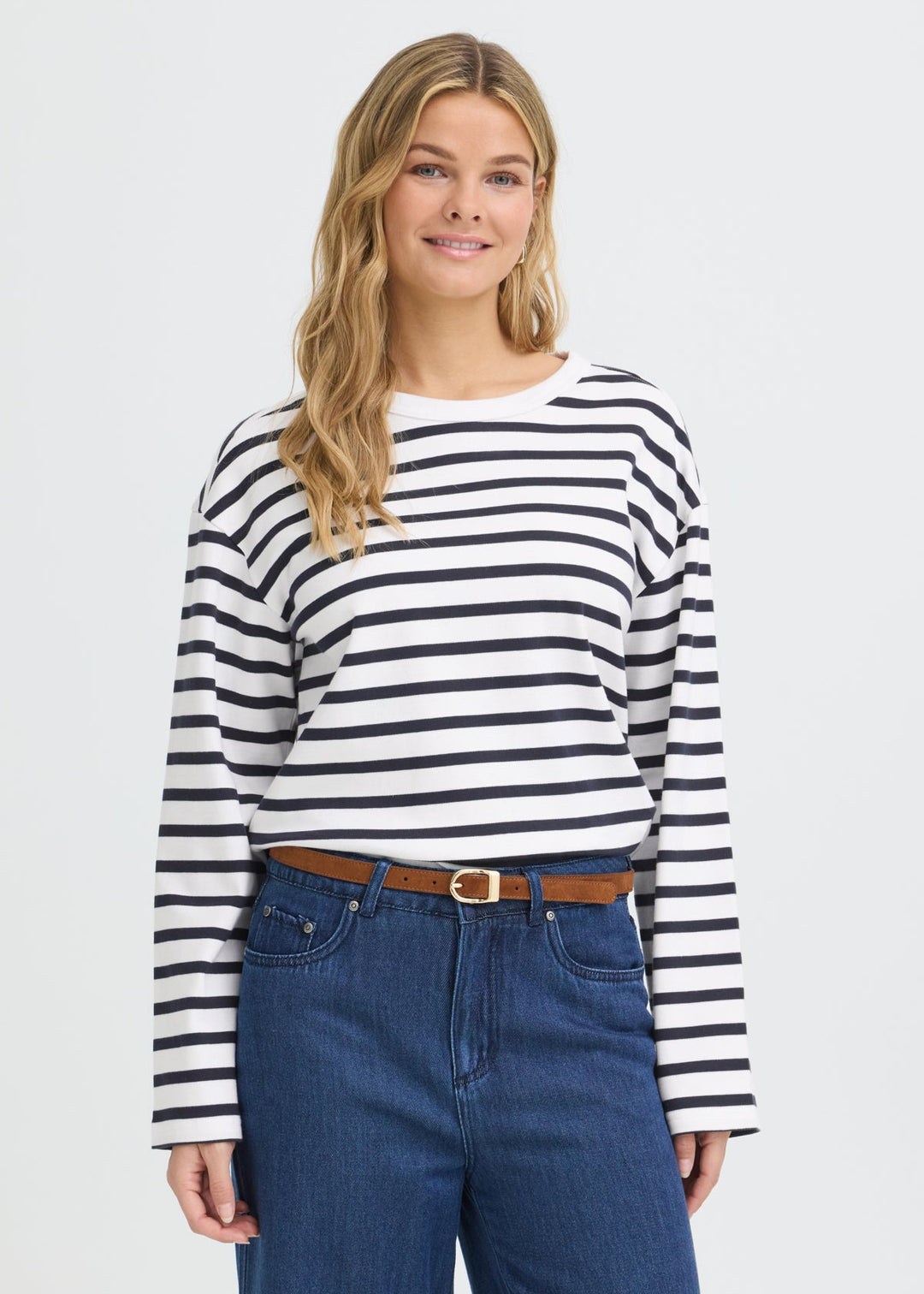 WHITE WINTER STRIPE
