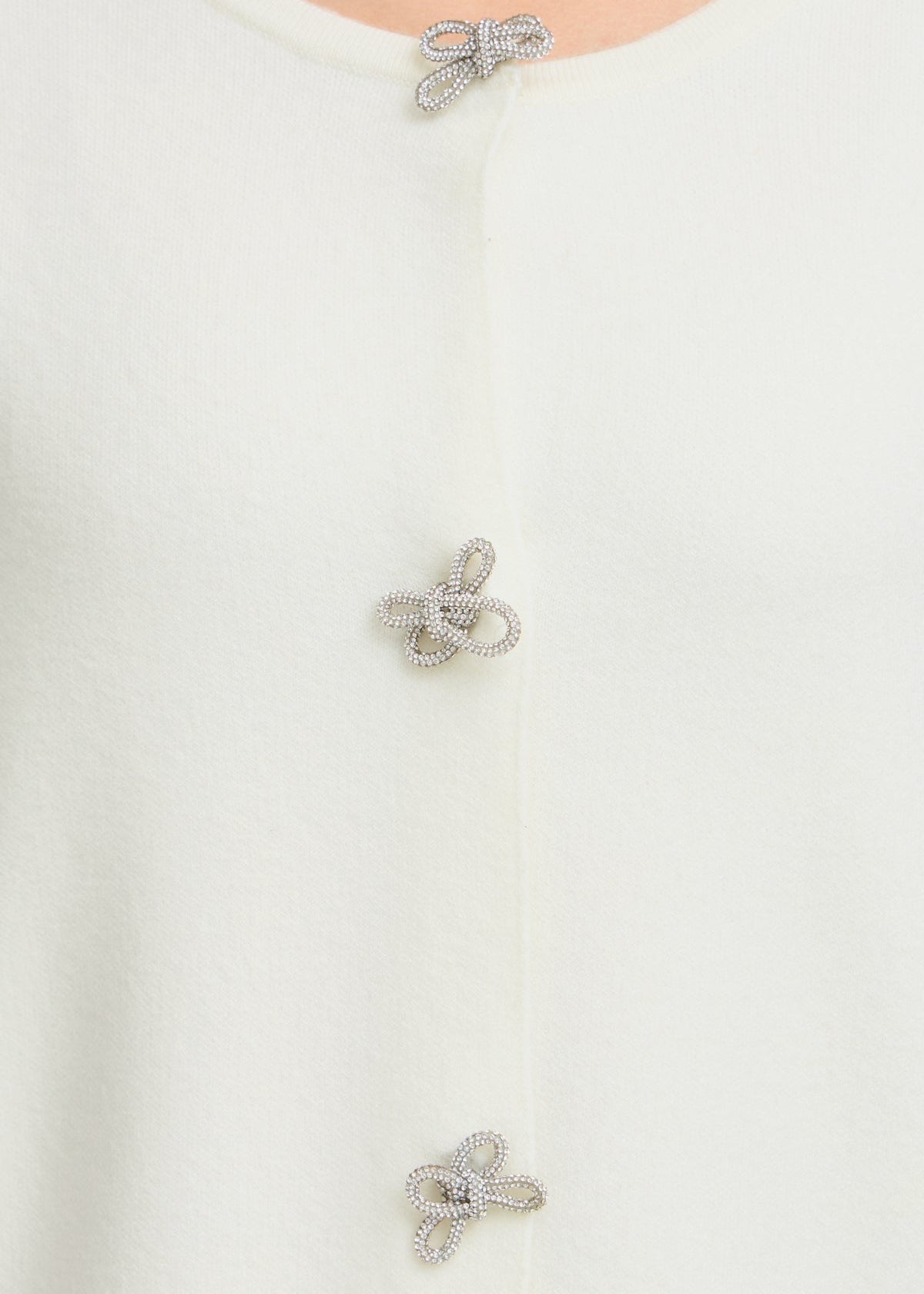 WHISPER WHITE