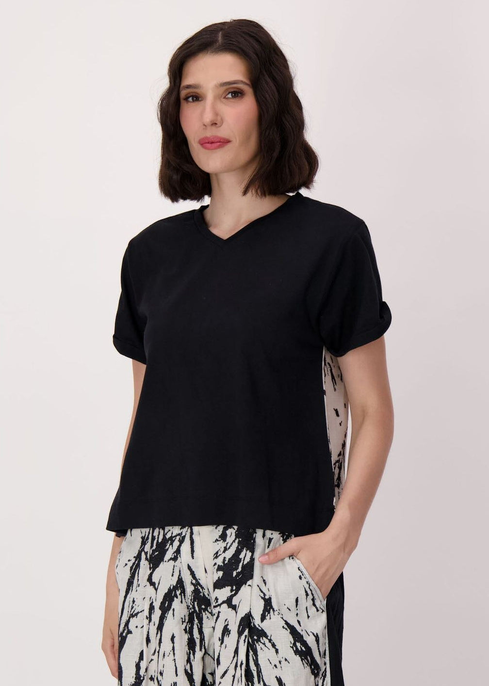 Spanner - Jacquard Back V-Neck Cotton-Linen Top - SALE