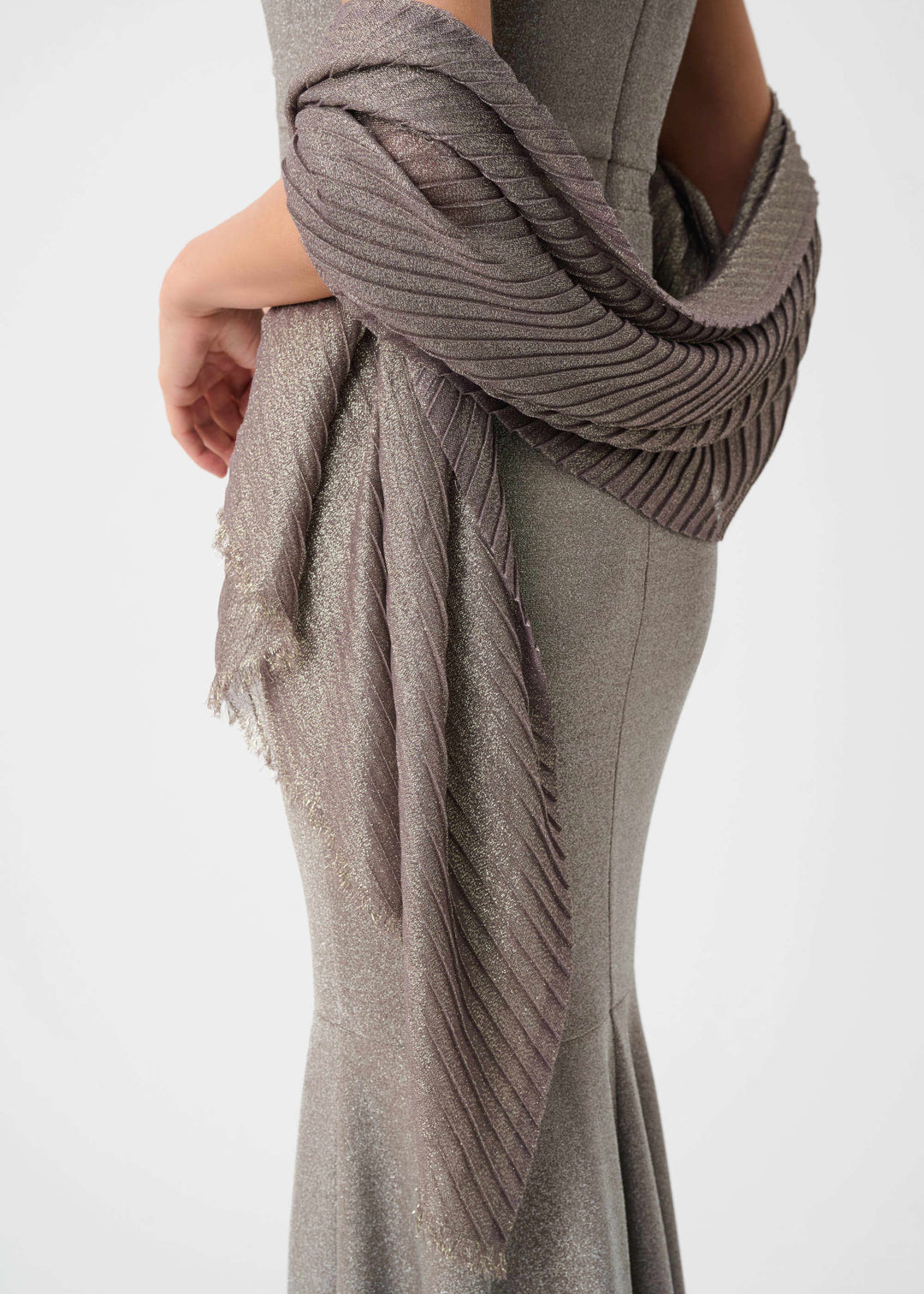 PLATINUM GREY