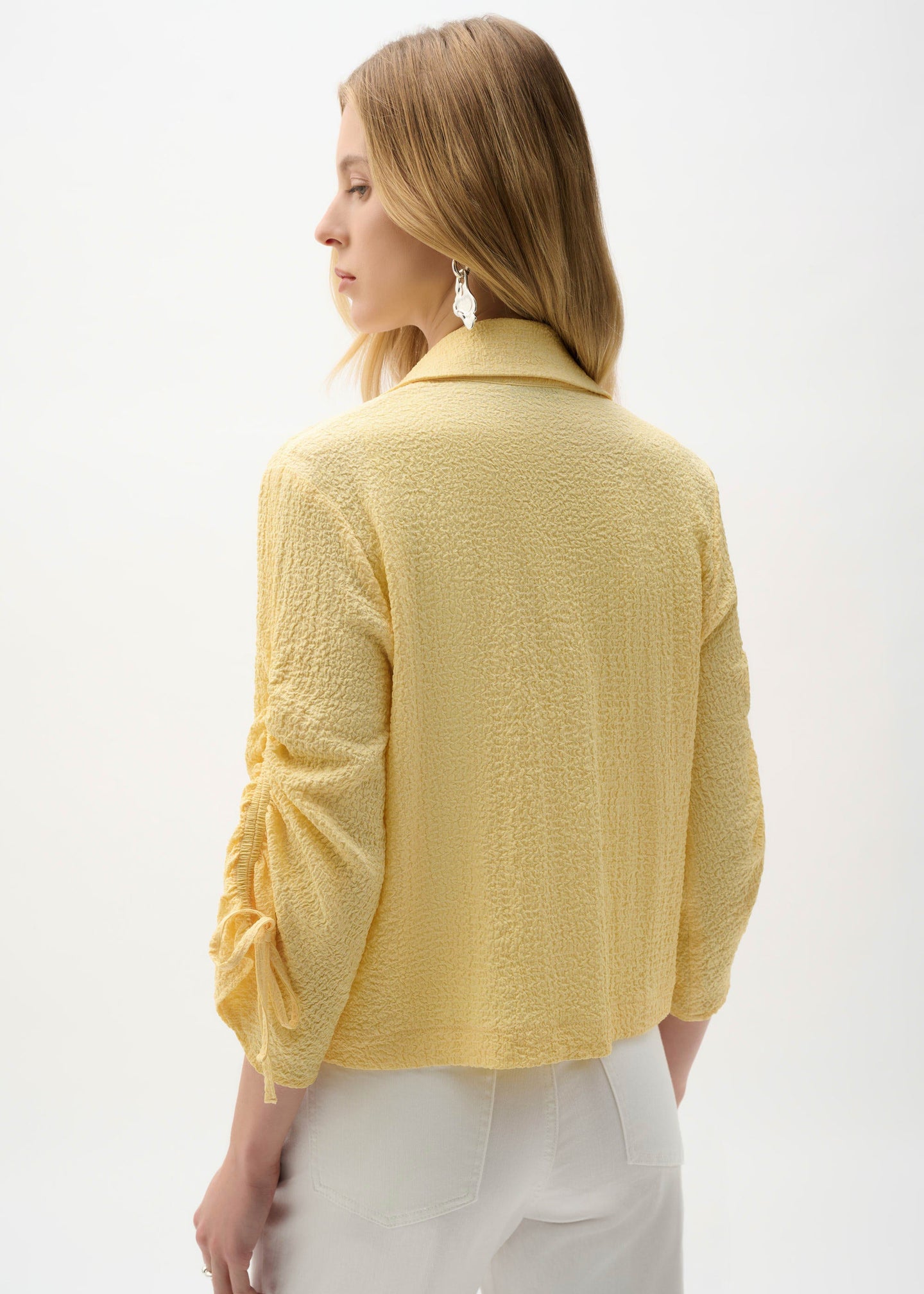 MELLOW YELLOW