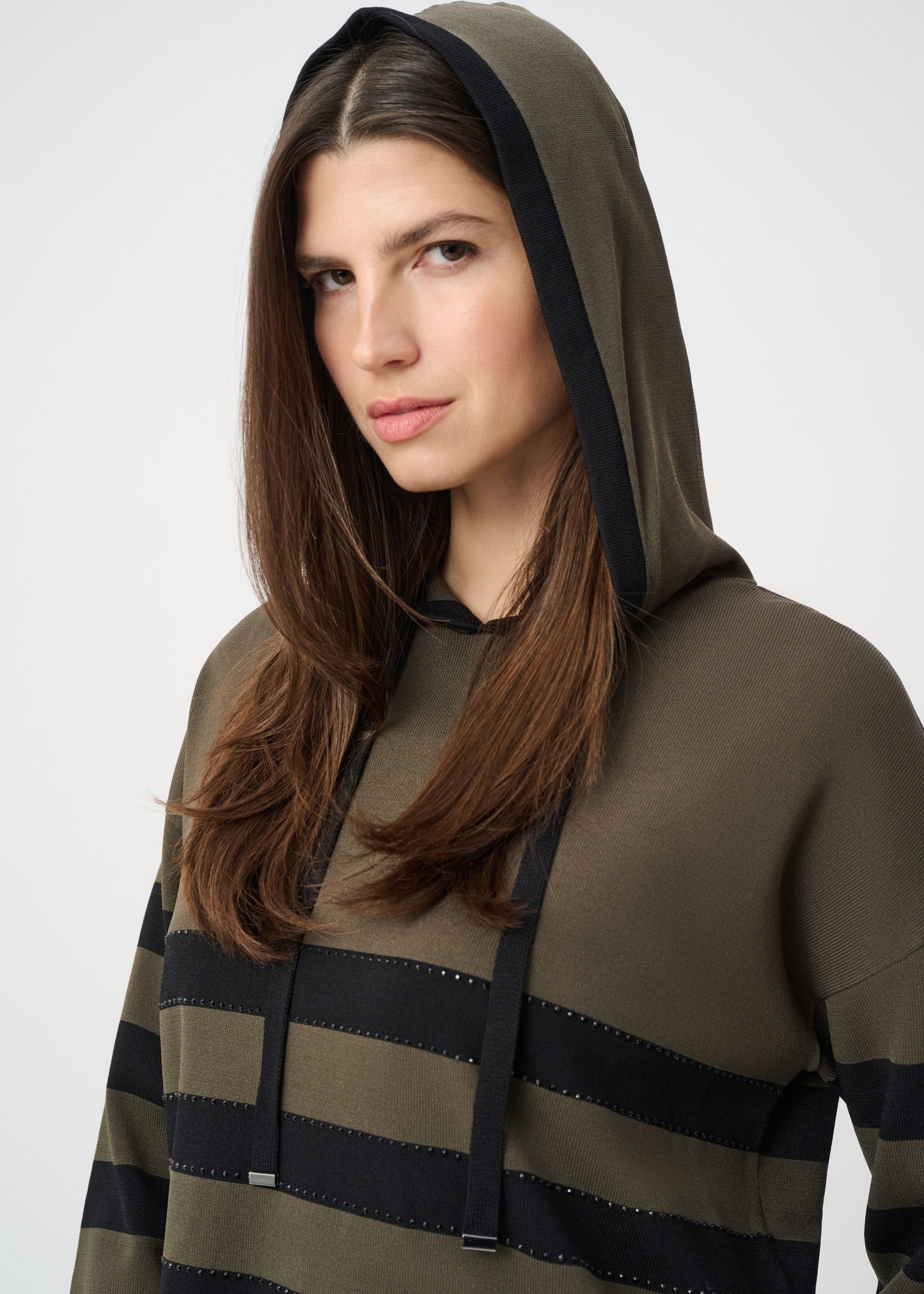 AVOCADO/BLACK