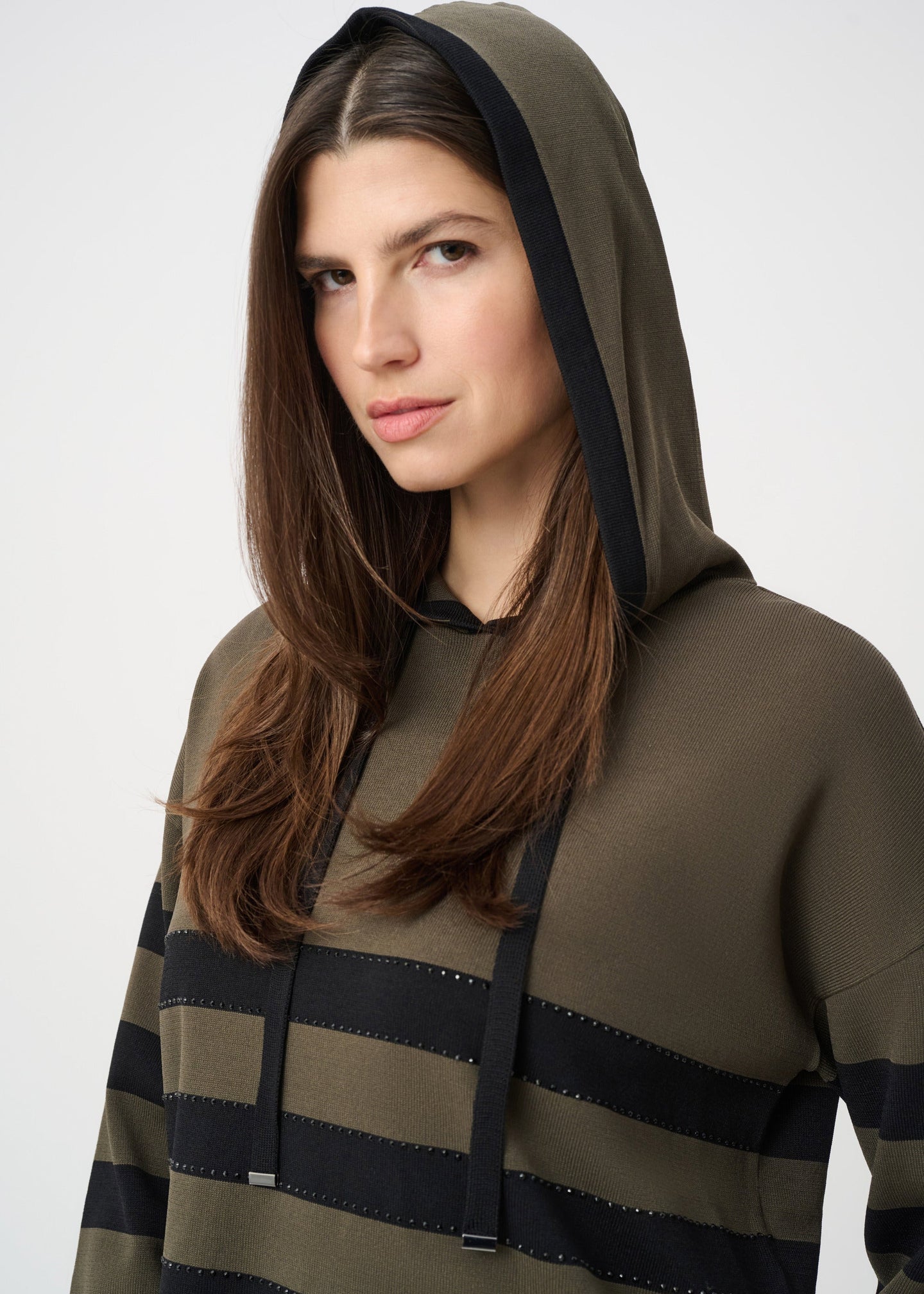 AVOCADO/BLACK