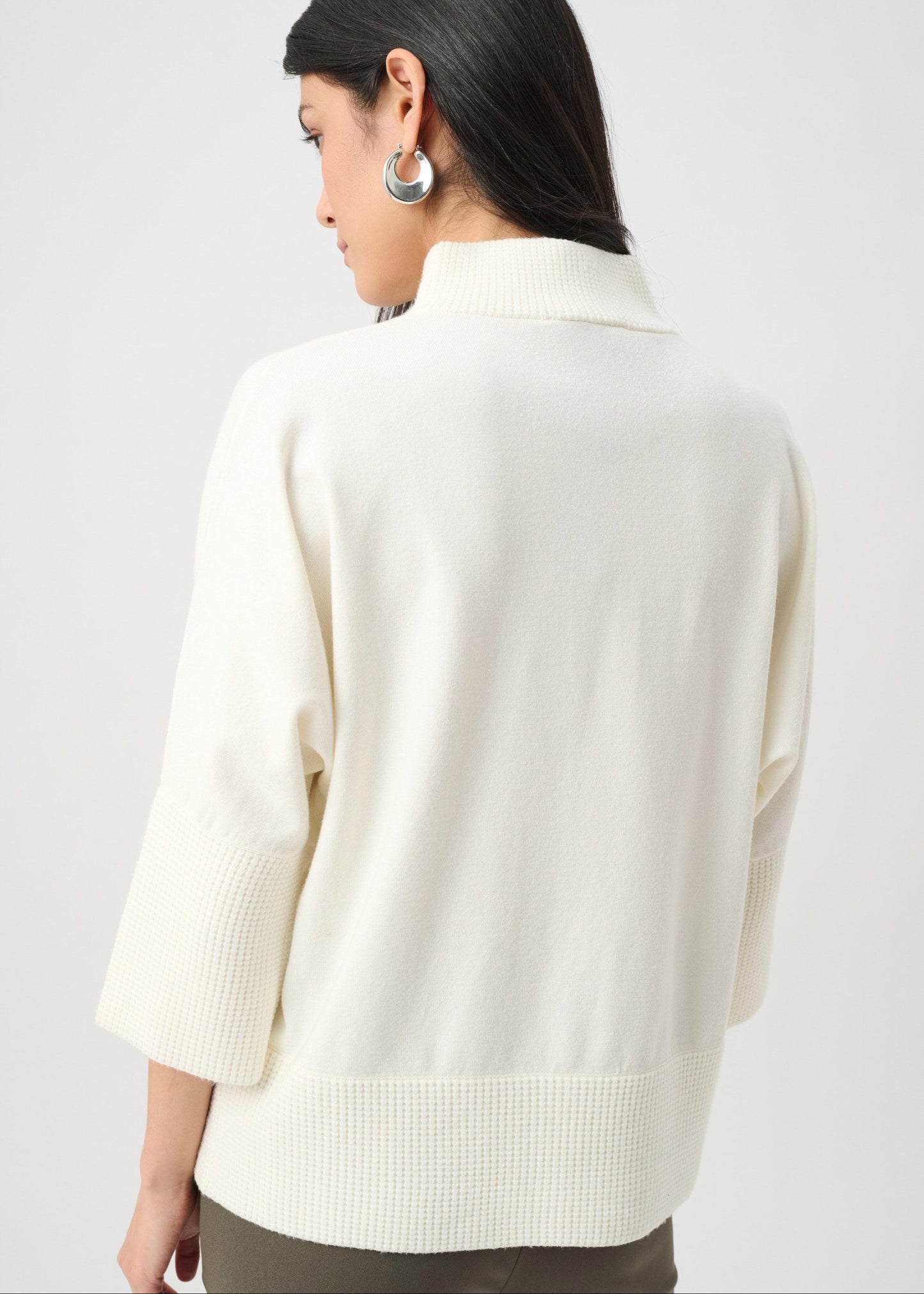 WINTER WHITE
