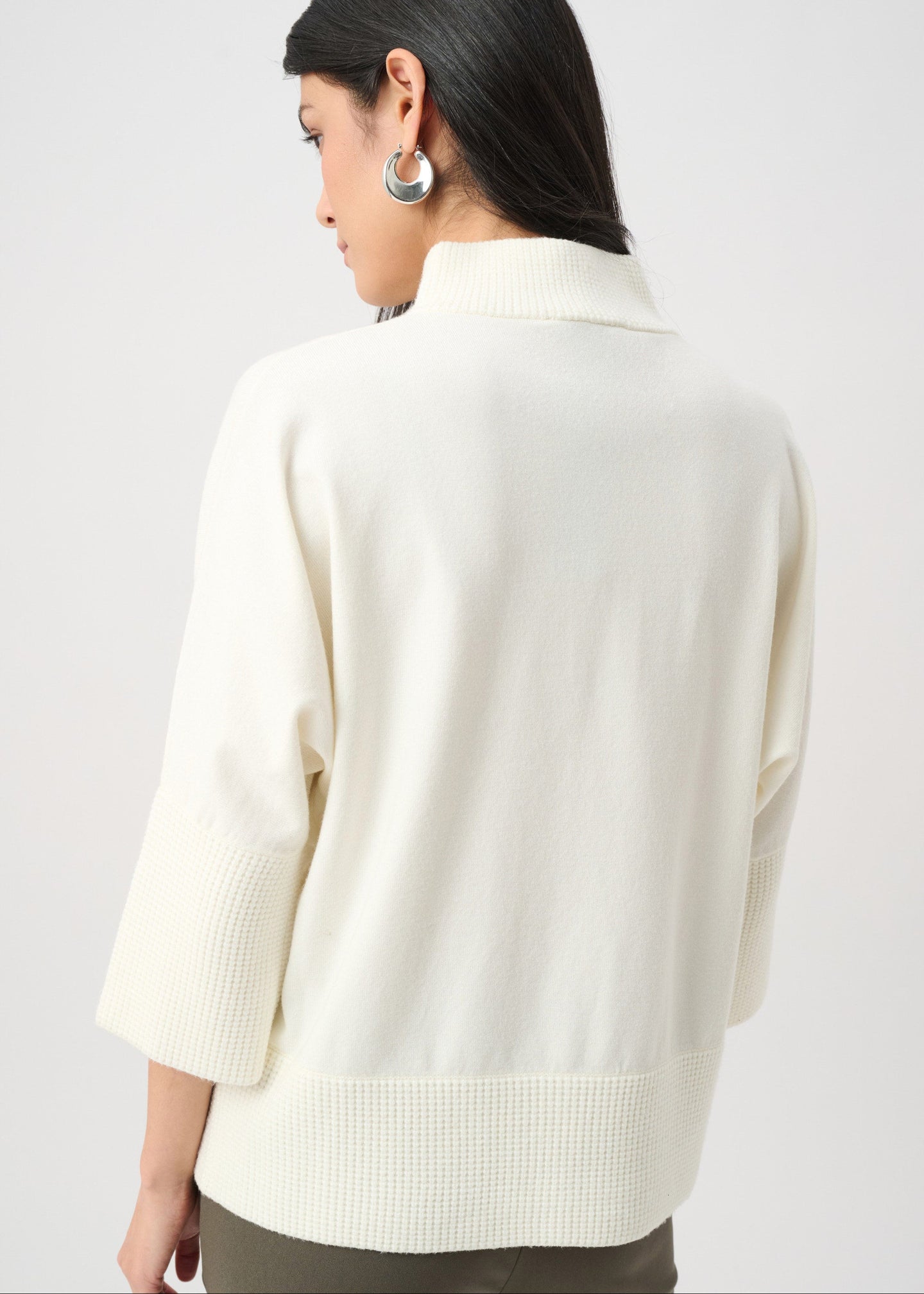 WINTER WHITE