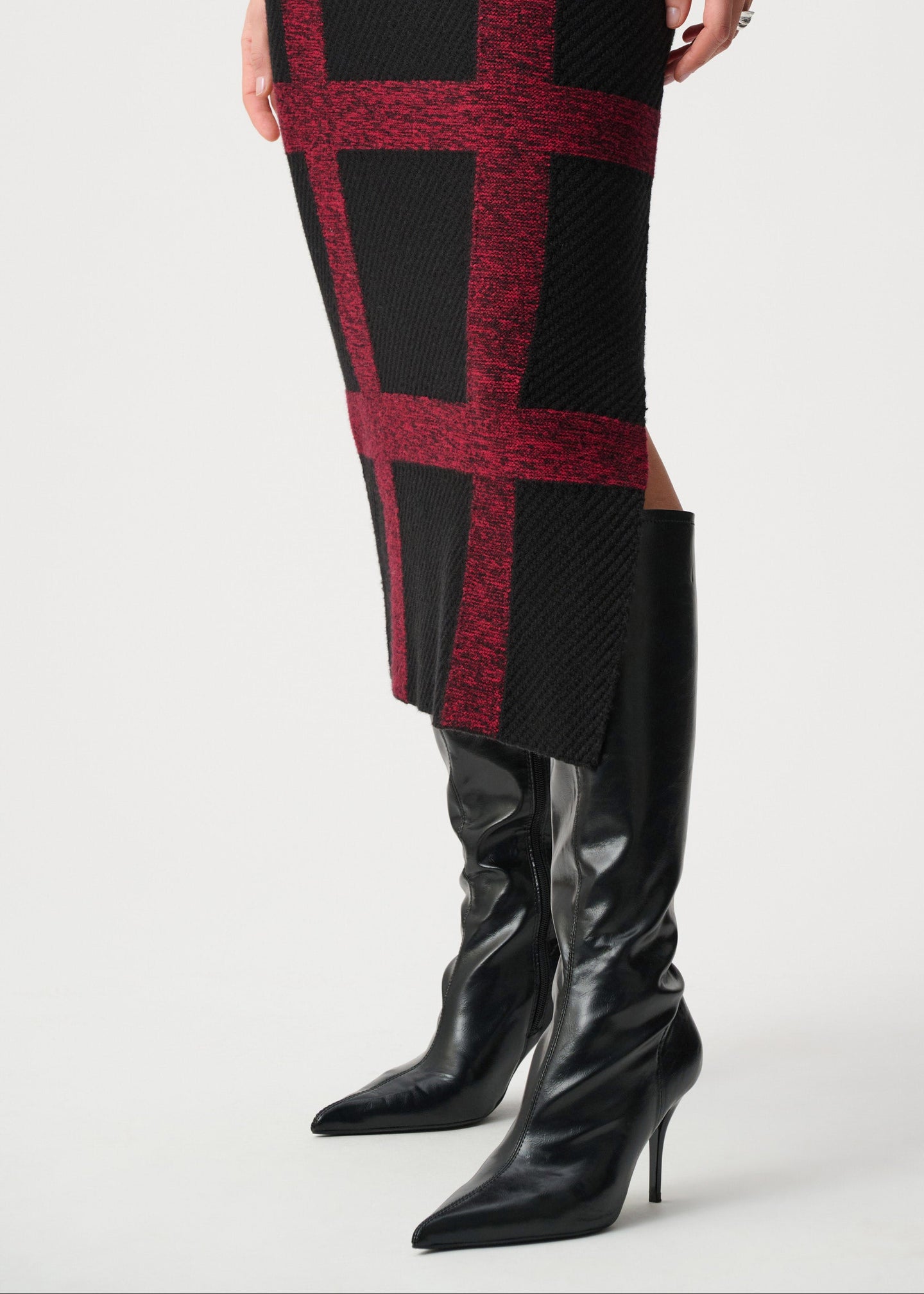 BLACK/DEEP CHERRY