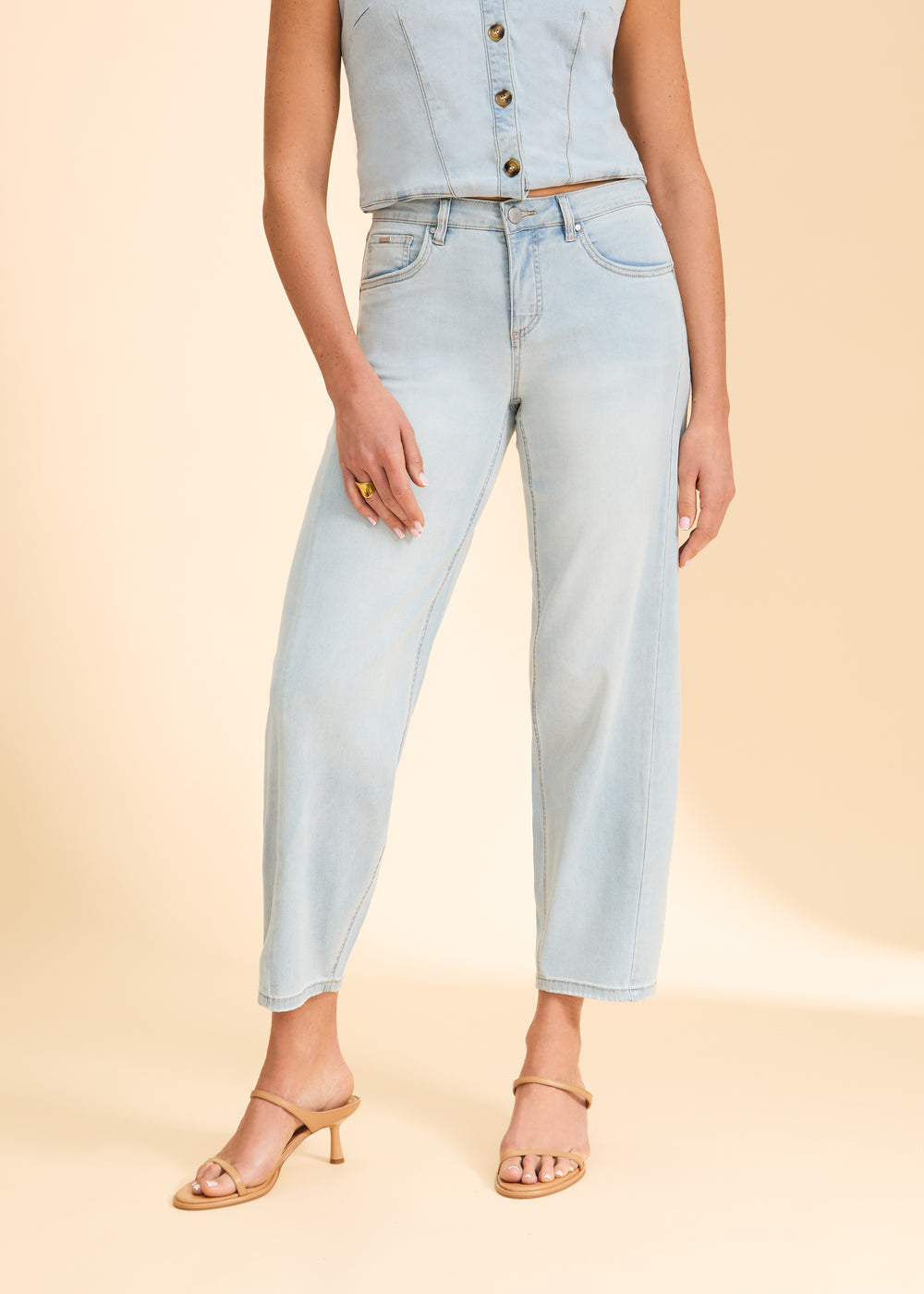 LIGHT BLUE