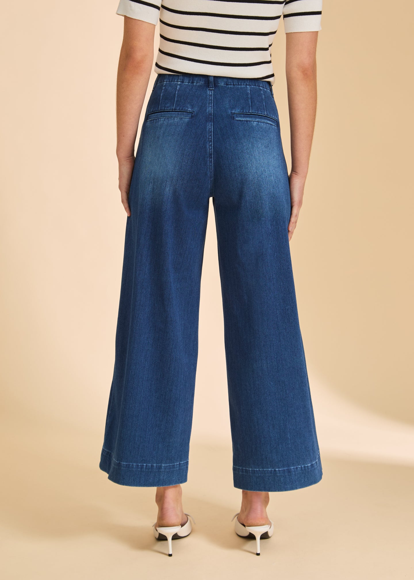 French Dressing Jeans - Pull On Wide Cropped Pant