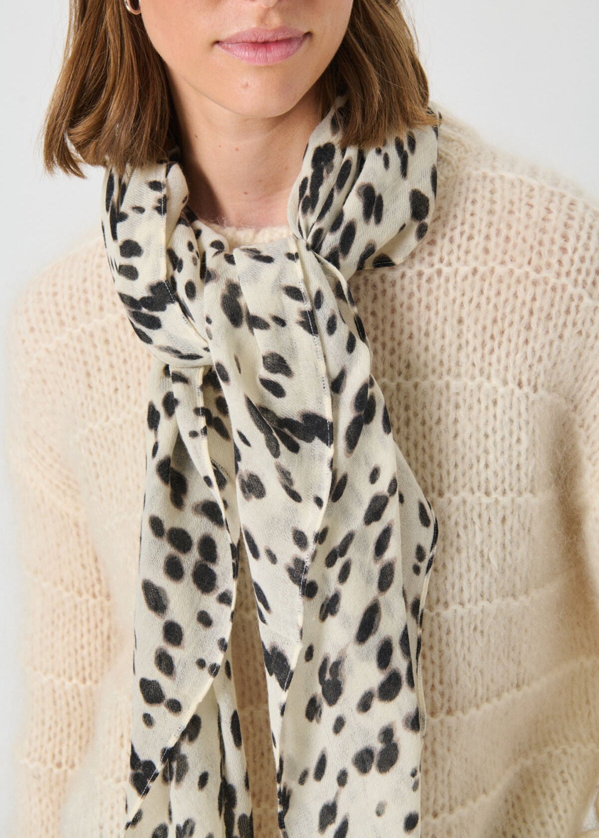 Part Two - Felisia Scarf