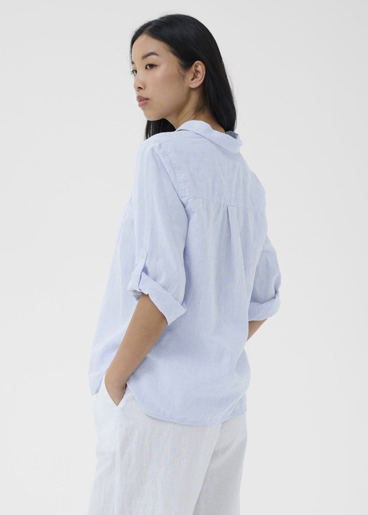 LIGHT BLUE CHAMBRAY