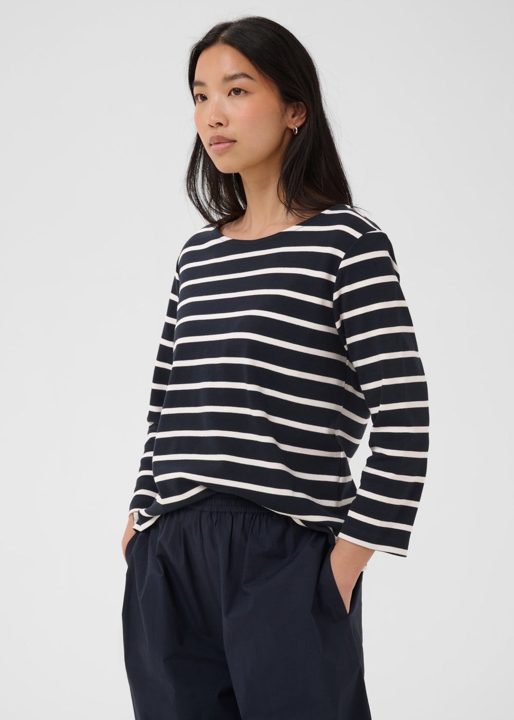 NAVY EGGNOG STRIPE