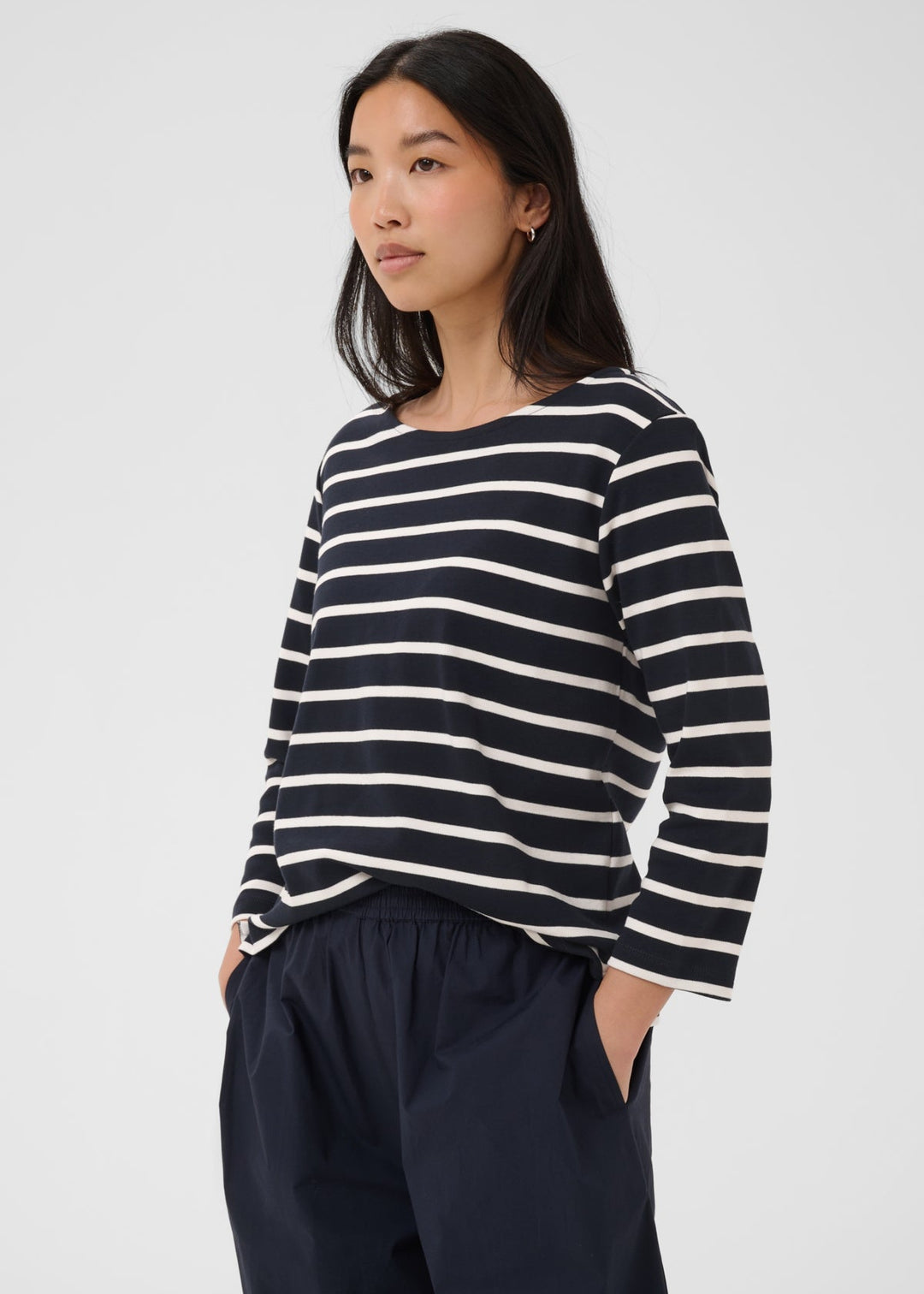 NAVY EGGNOG STRIPE