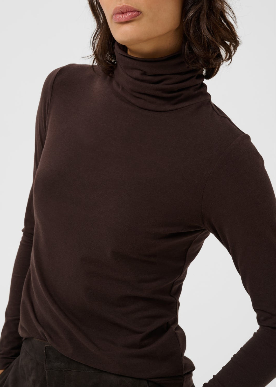 Part Two - Efinas Basic Turtleneck