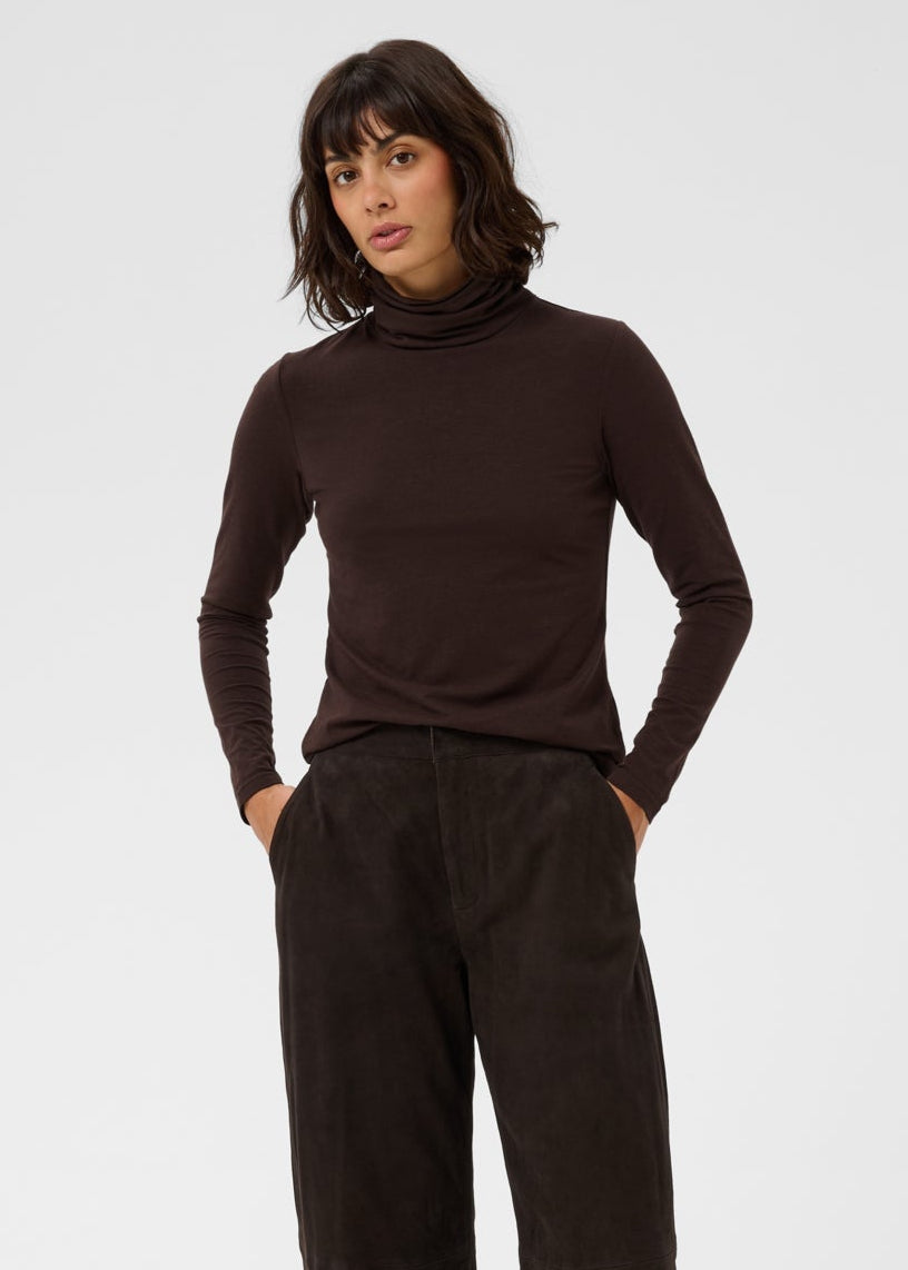 Part Two - Efinas Basic Turtleneck
