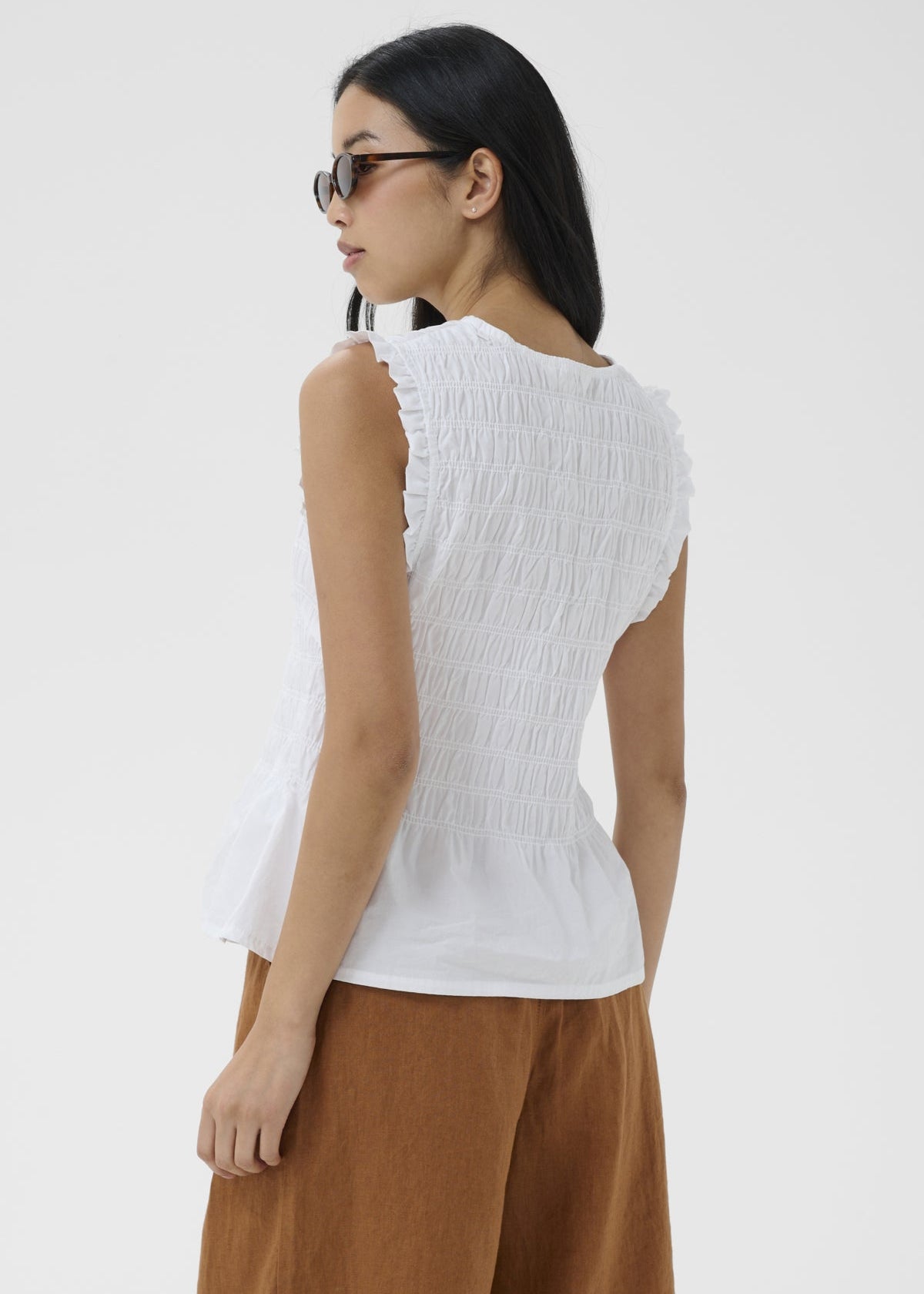 BRIGHT WHITE