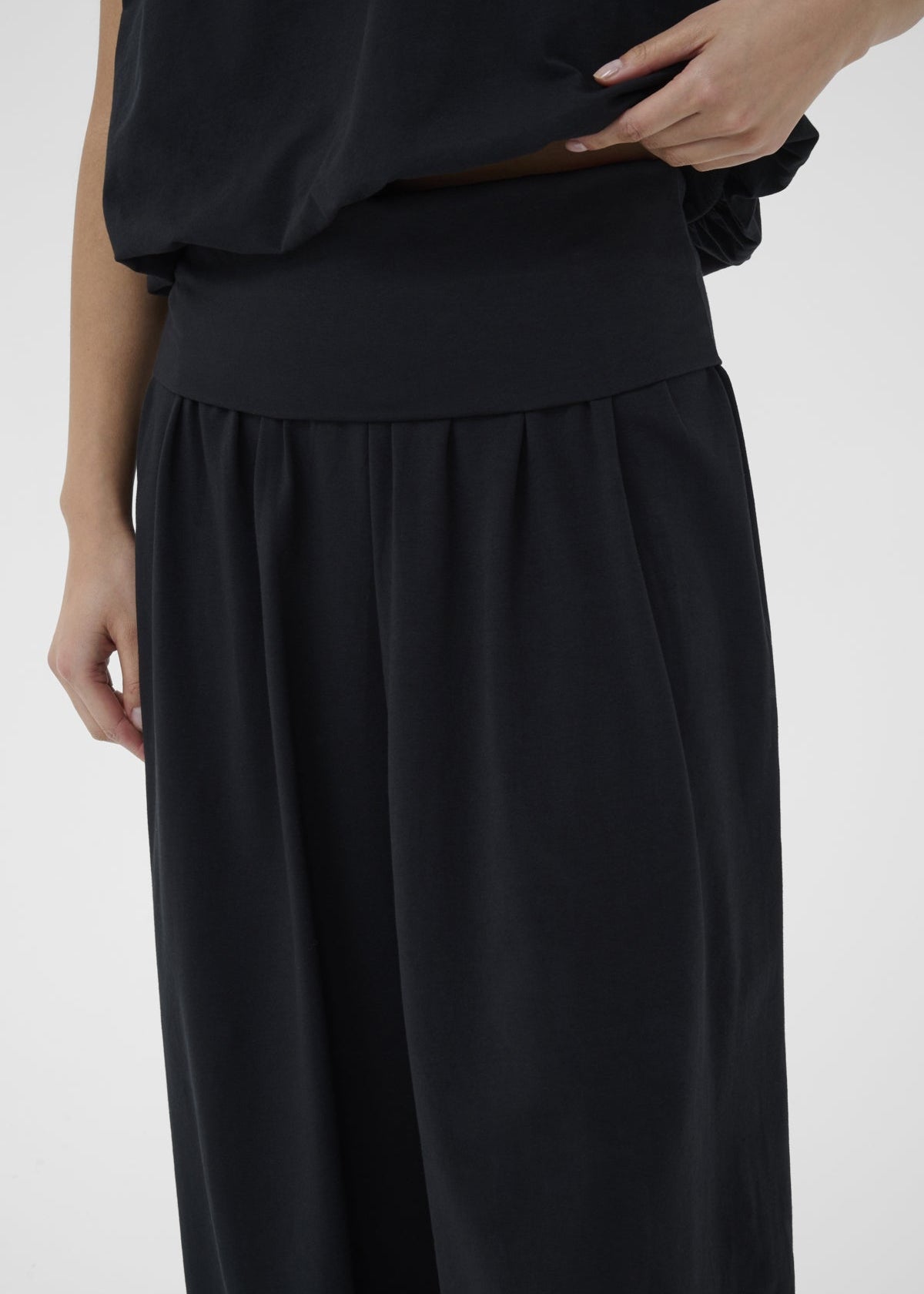Part Two - Berite Trouser