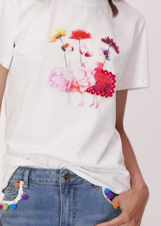 Gabby Isabella - Daisies Dancing Cotton T-Shirt - SALE