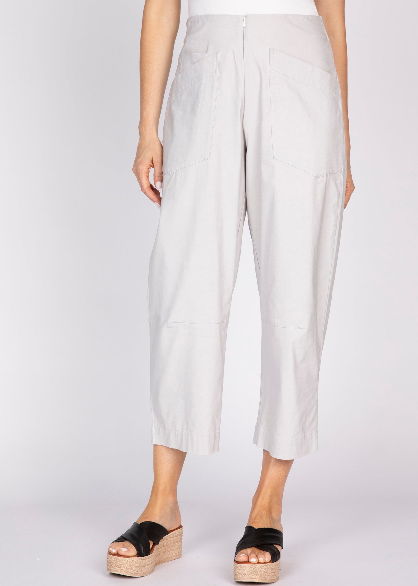 Olivia - Hampton Woven Edit Crop Pant