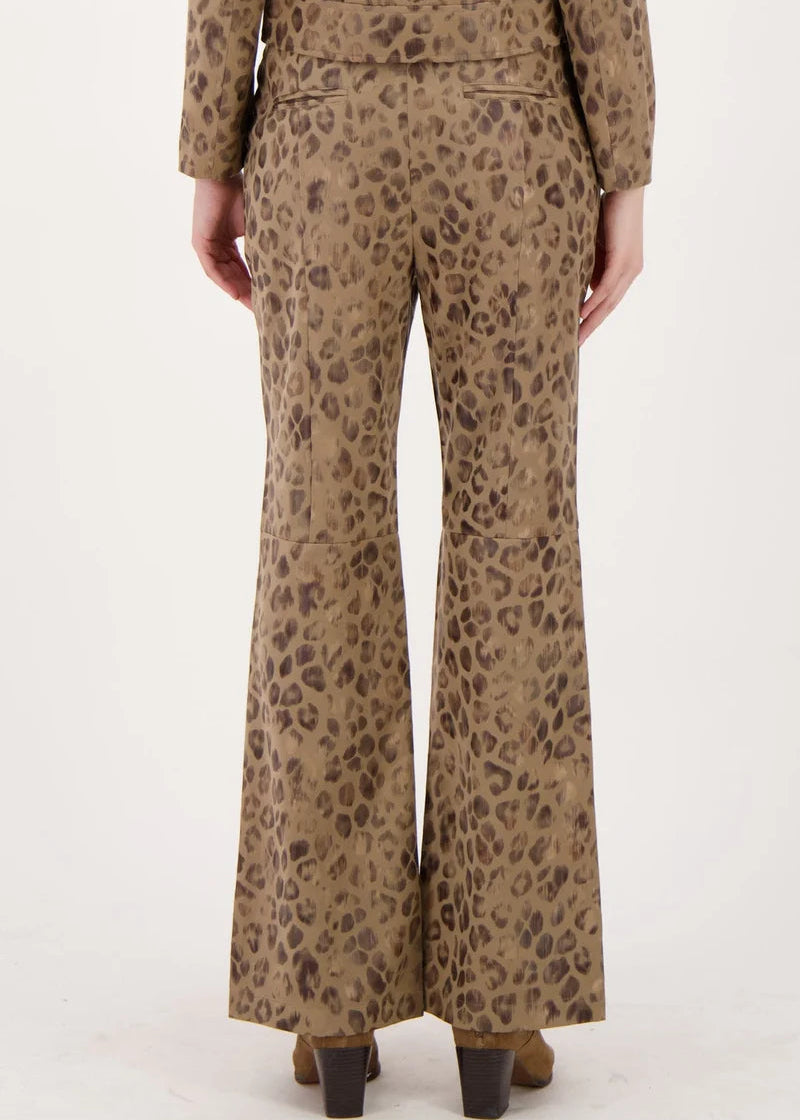 Gabby Isabella - Subtle Vegan Metallic Leopard Pant