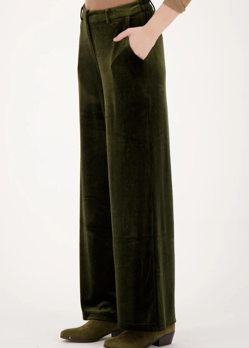 Gabby Isabella - Velvet Straight Leg Pant