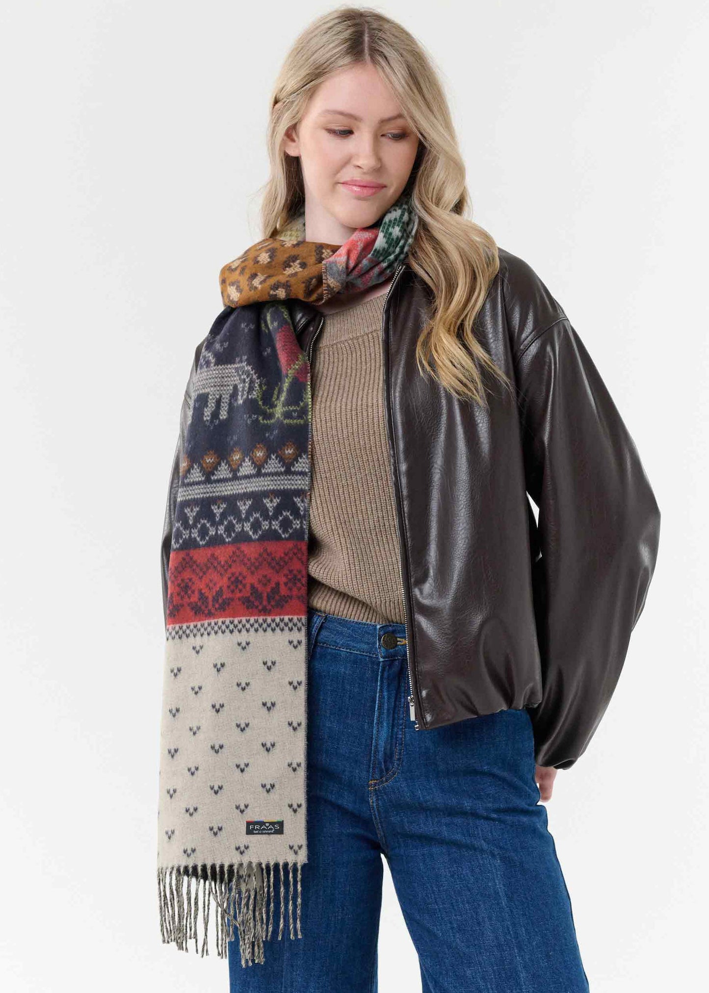 V Fraas - Cashmink-Scarf With a Mix of Wintery Patterns