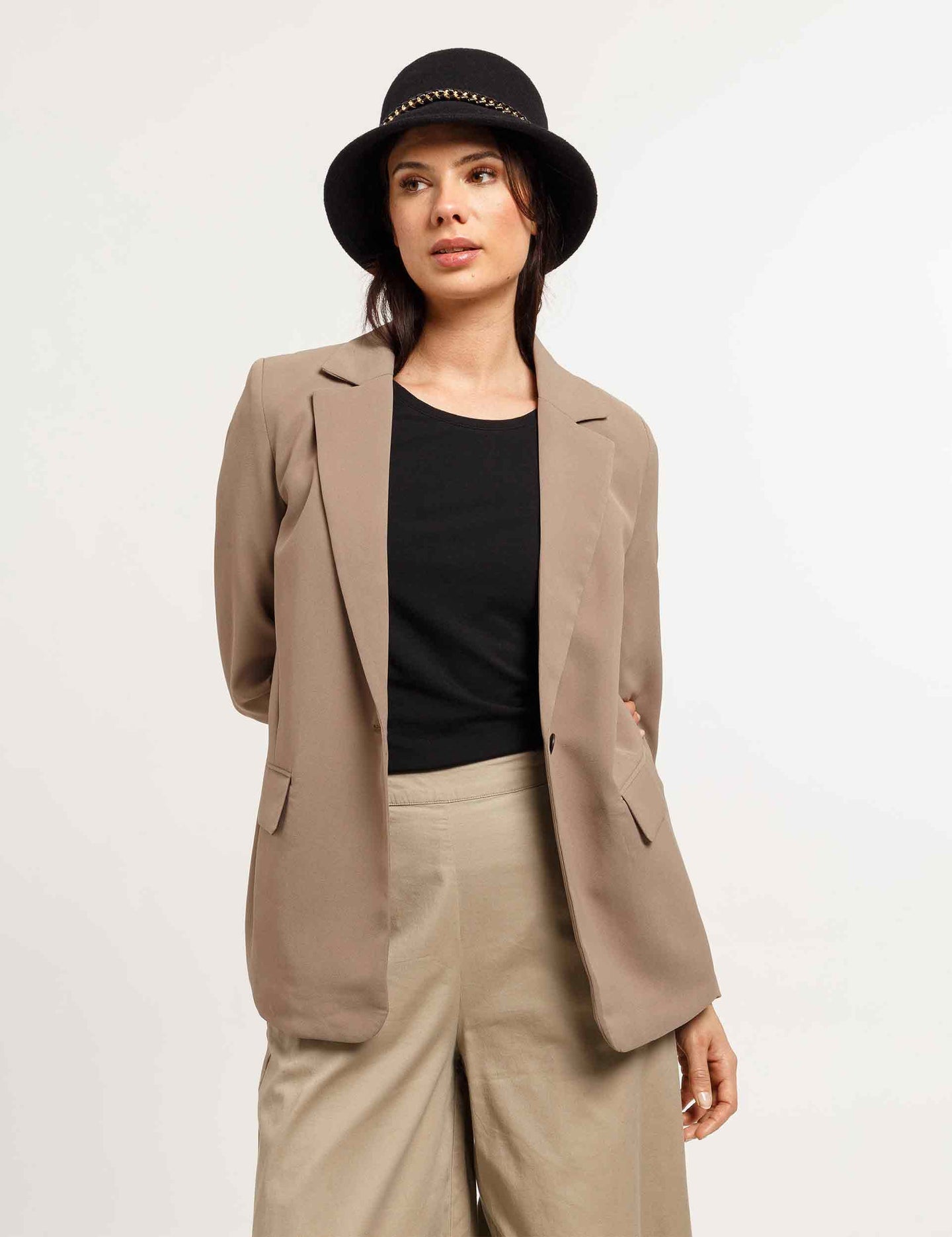 Loevenich - Wool Blend Cloche Hat with Chain Trim