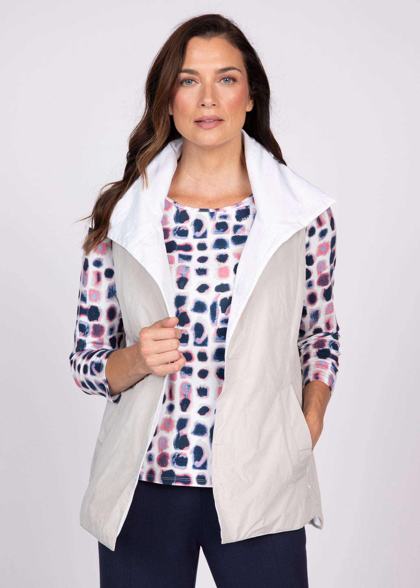 Olivia - Reversible Taffeta Magnetic Vest