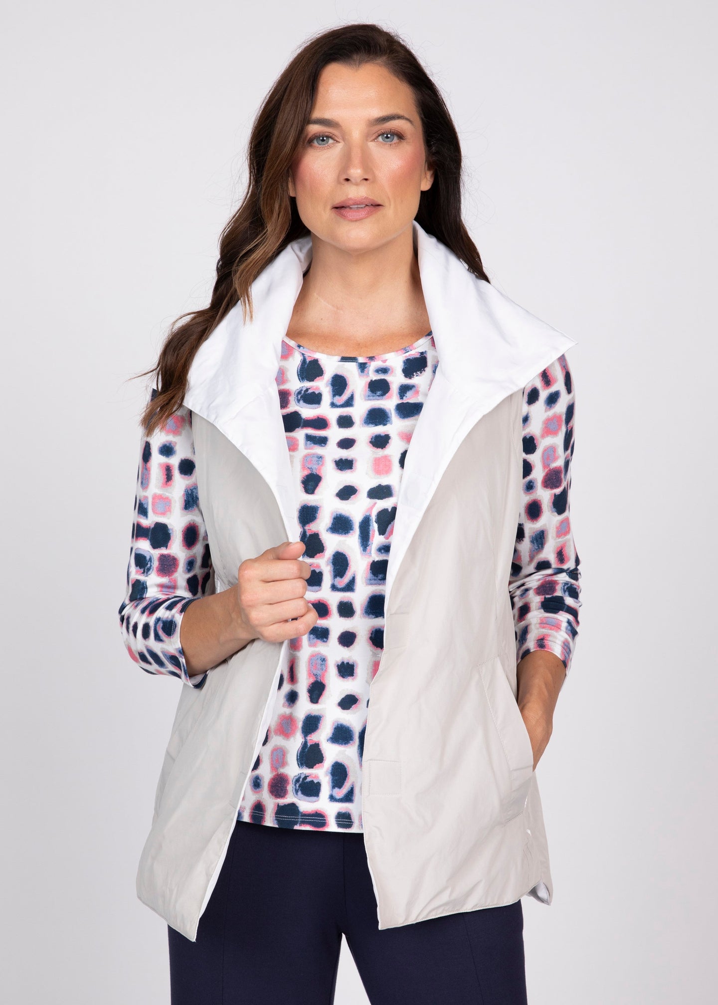 Olivia - Reversible Taffeta Magnetic Vest