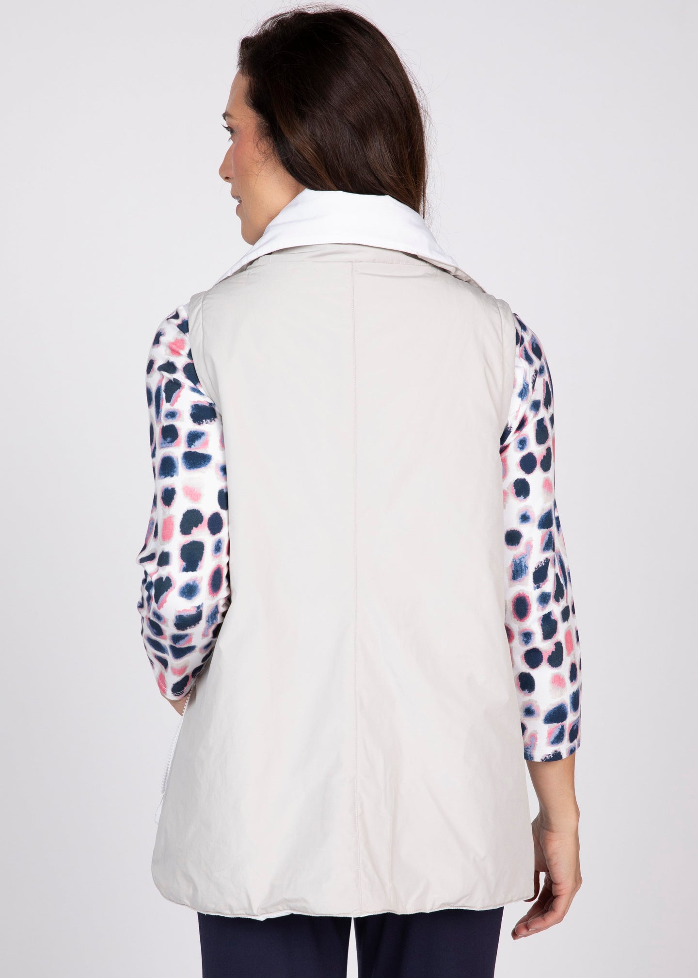 Olivia - Reversible Taffeta Magnetic Vest