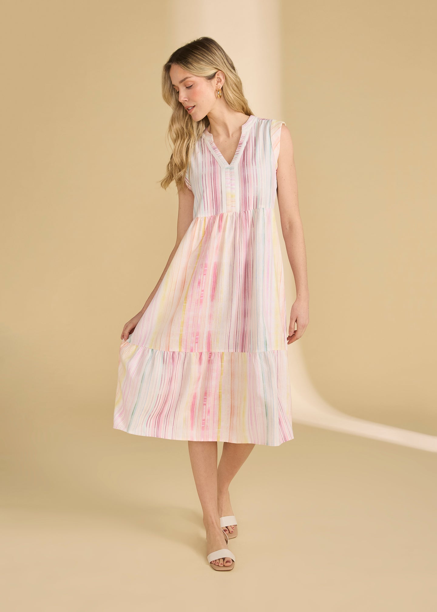 Jean French Dressing - Robe midi à volants et manches courtes