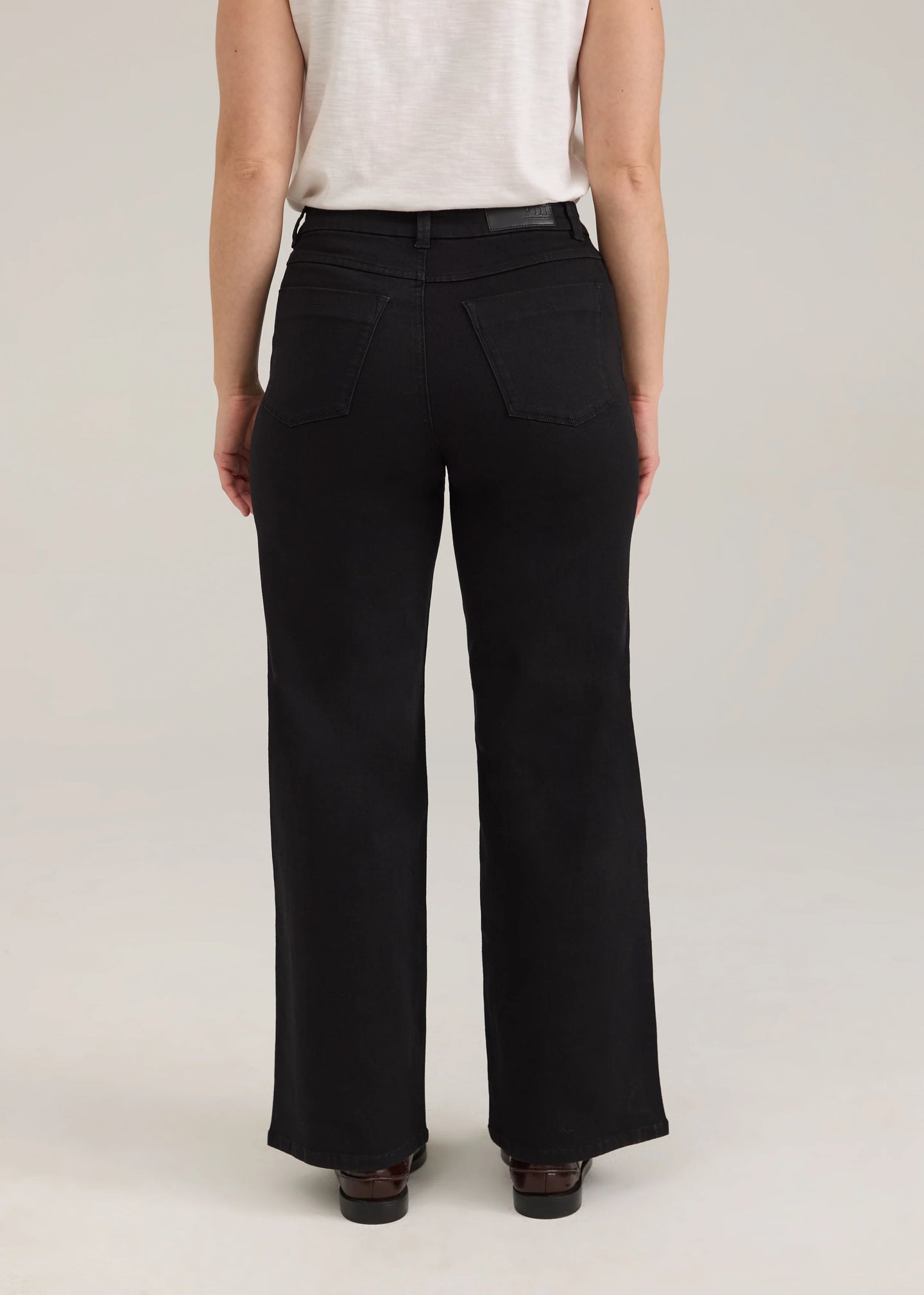 French Dressing Jeans - Mid-Rise Olivia Wide Leg Jean - Black