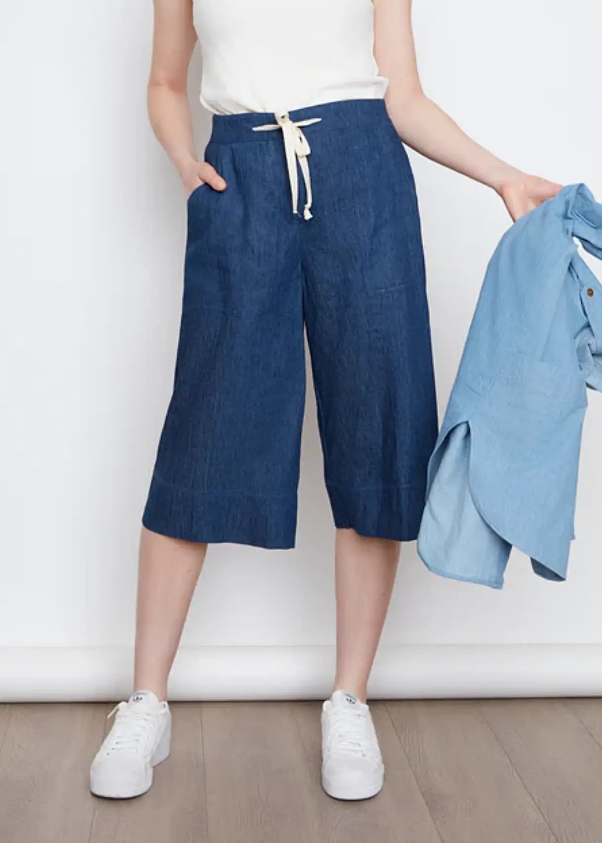 Julei - Brooke Capri