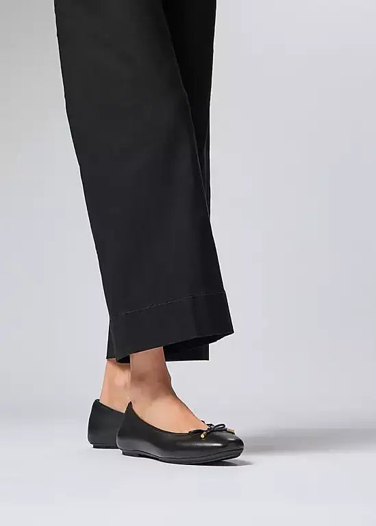 FitFlop - Delicato Soft Leather Ballerinas