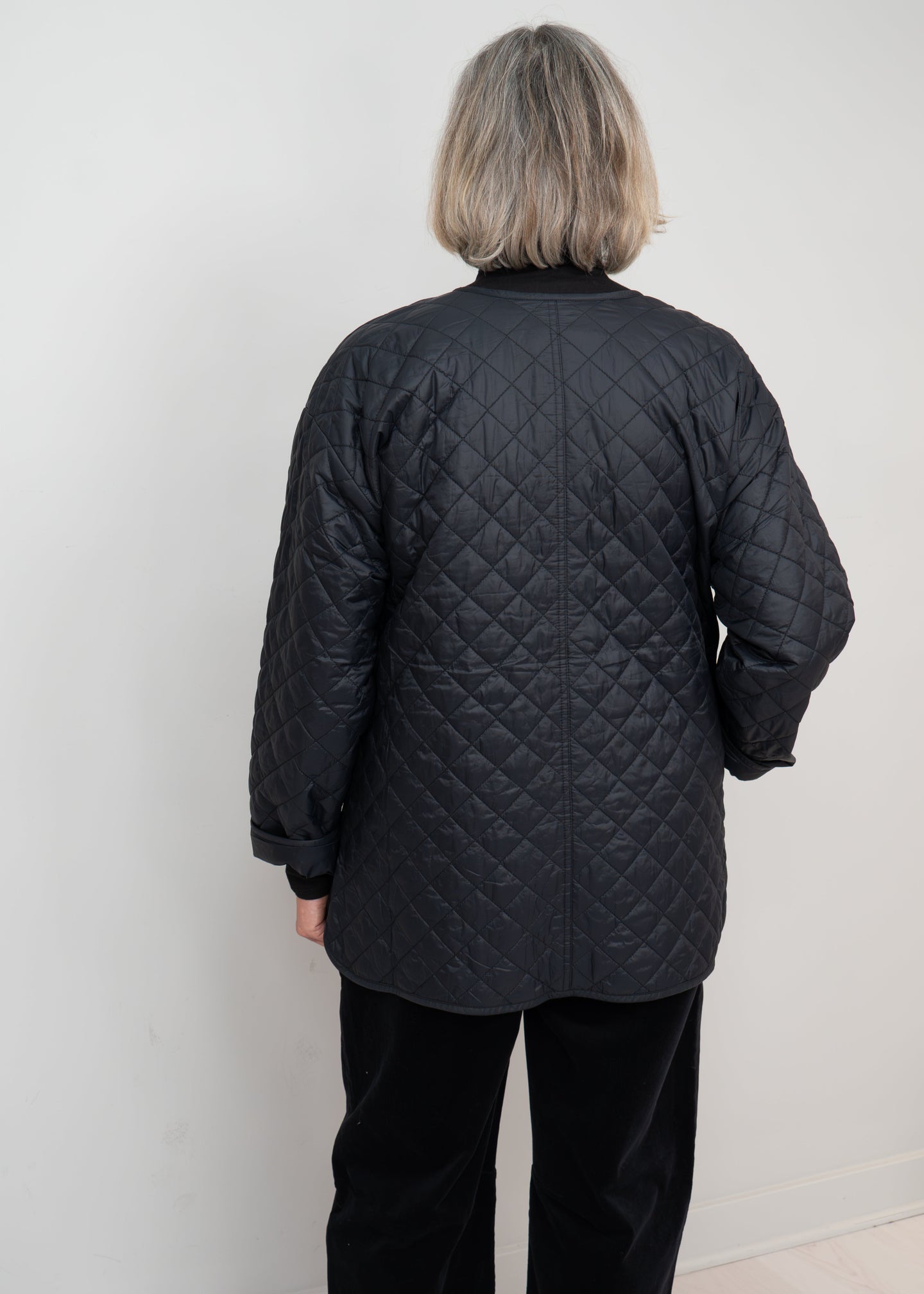 Eileen Fisher - Round Neck Short Quilted Coat