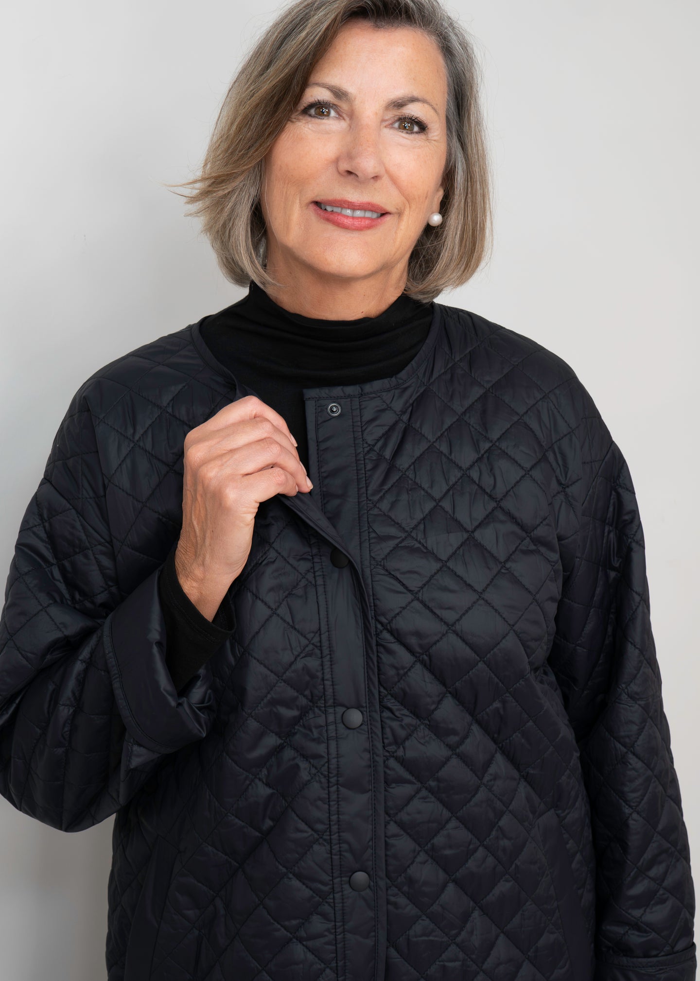 Eileen Fisher - Round Neck Short Quilted Coat