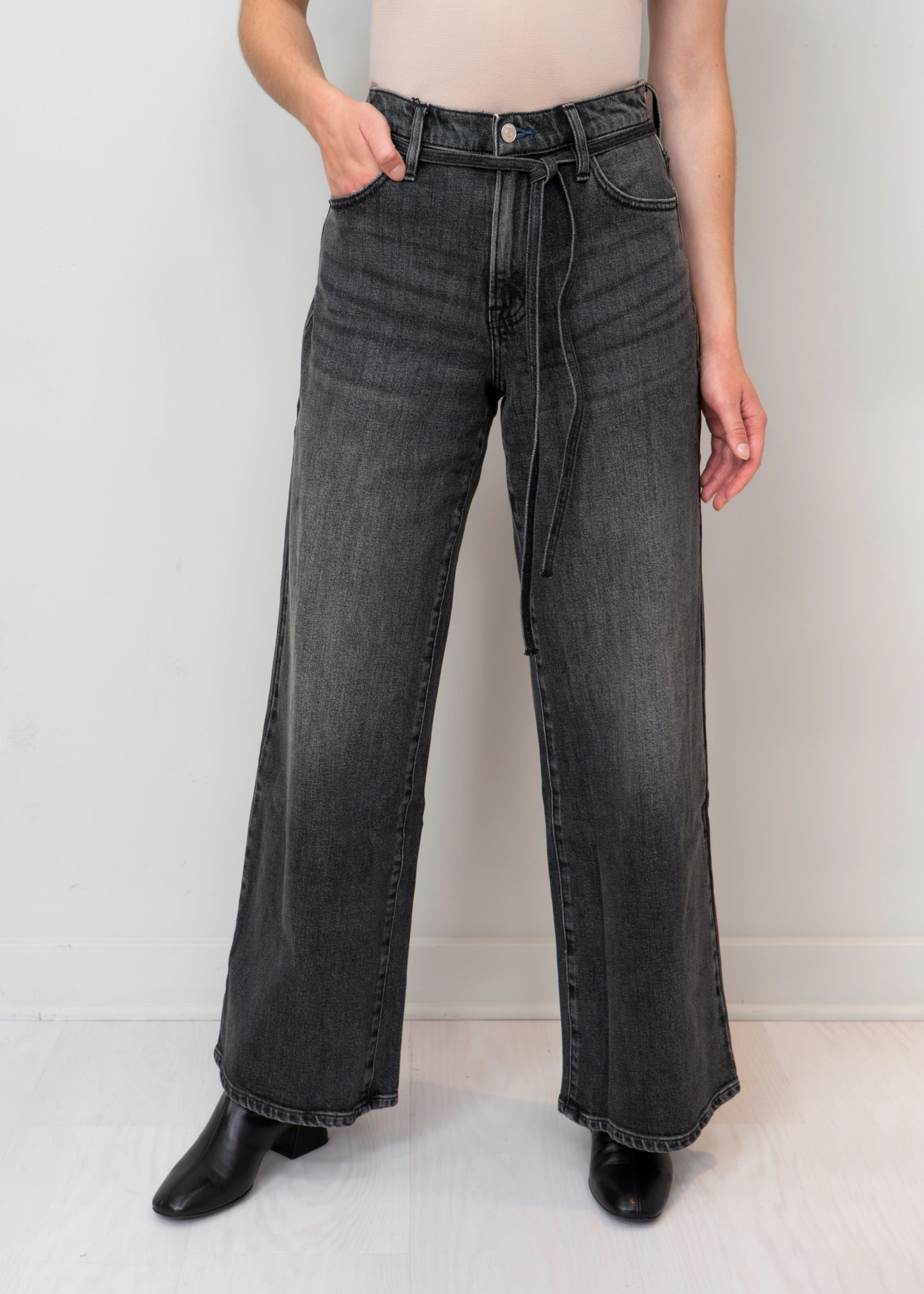 Yoga - Lily Wide Belt High Rise Jean - Stone