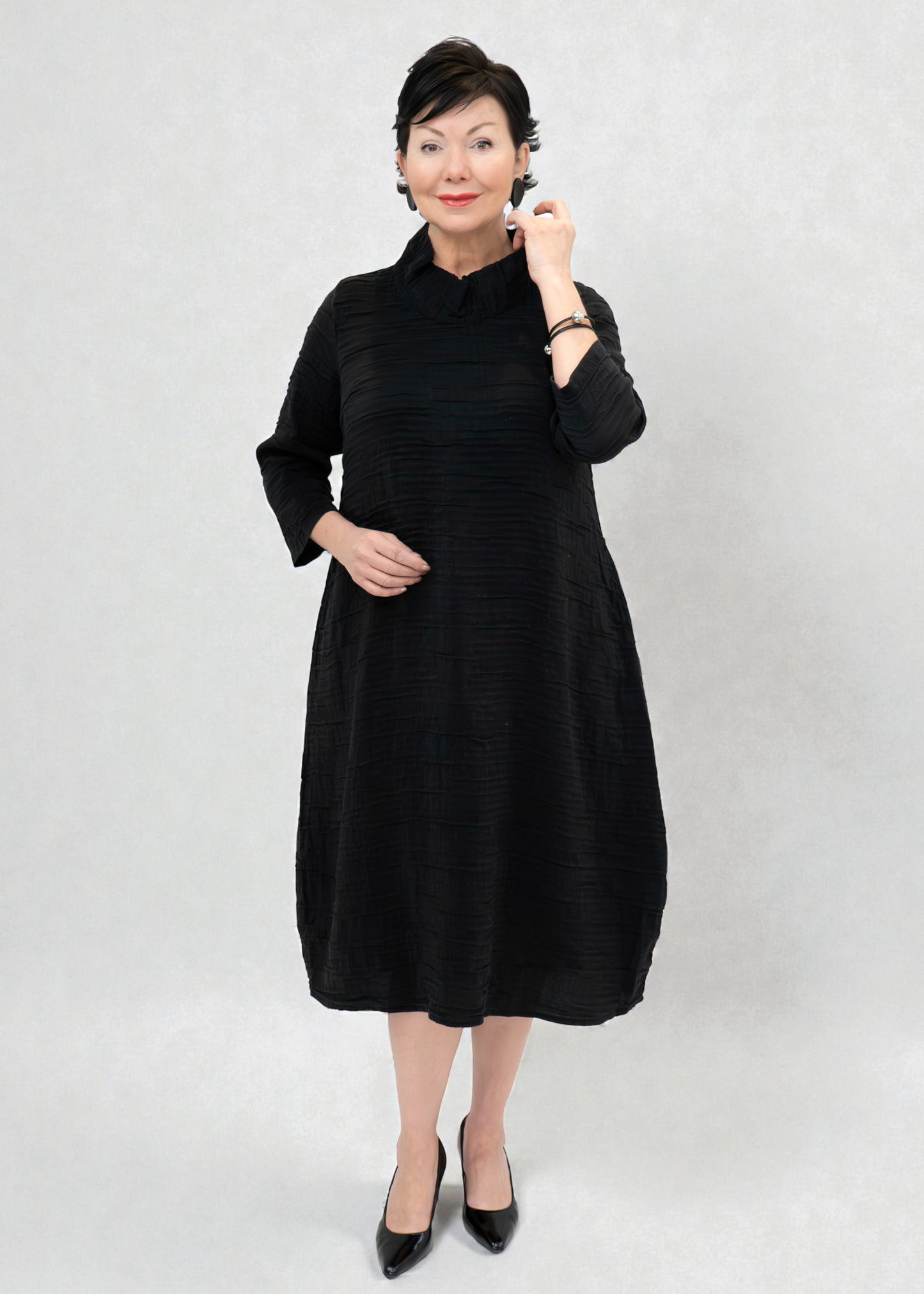 Grizas - Long Sleeve Crinkled Balloon Dress