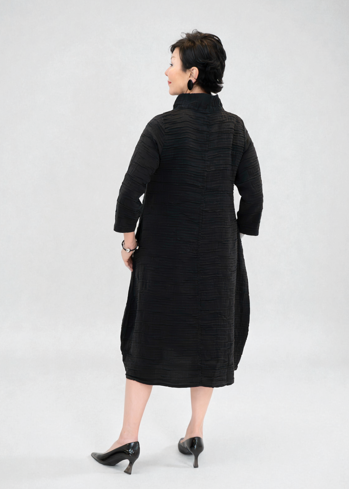 Grizas - Long Sleeve Crinkled Balloon Dress