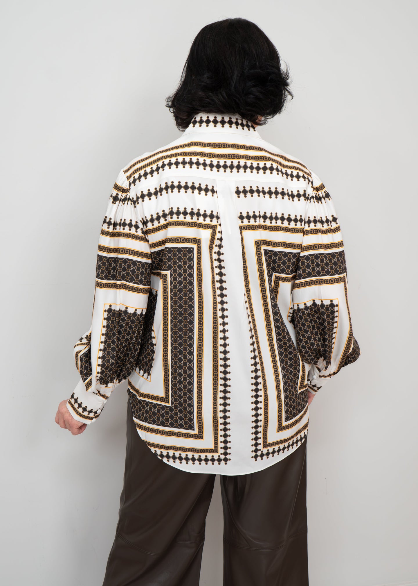 Herzens - Chain Link Border Print Balloon Sleeve Blouse