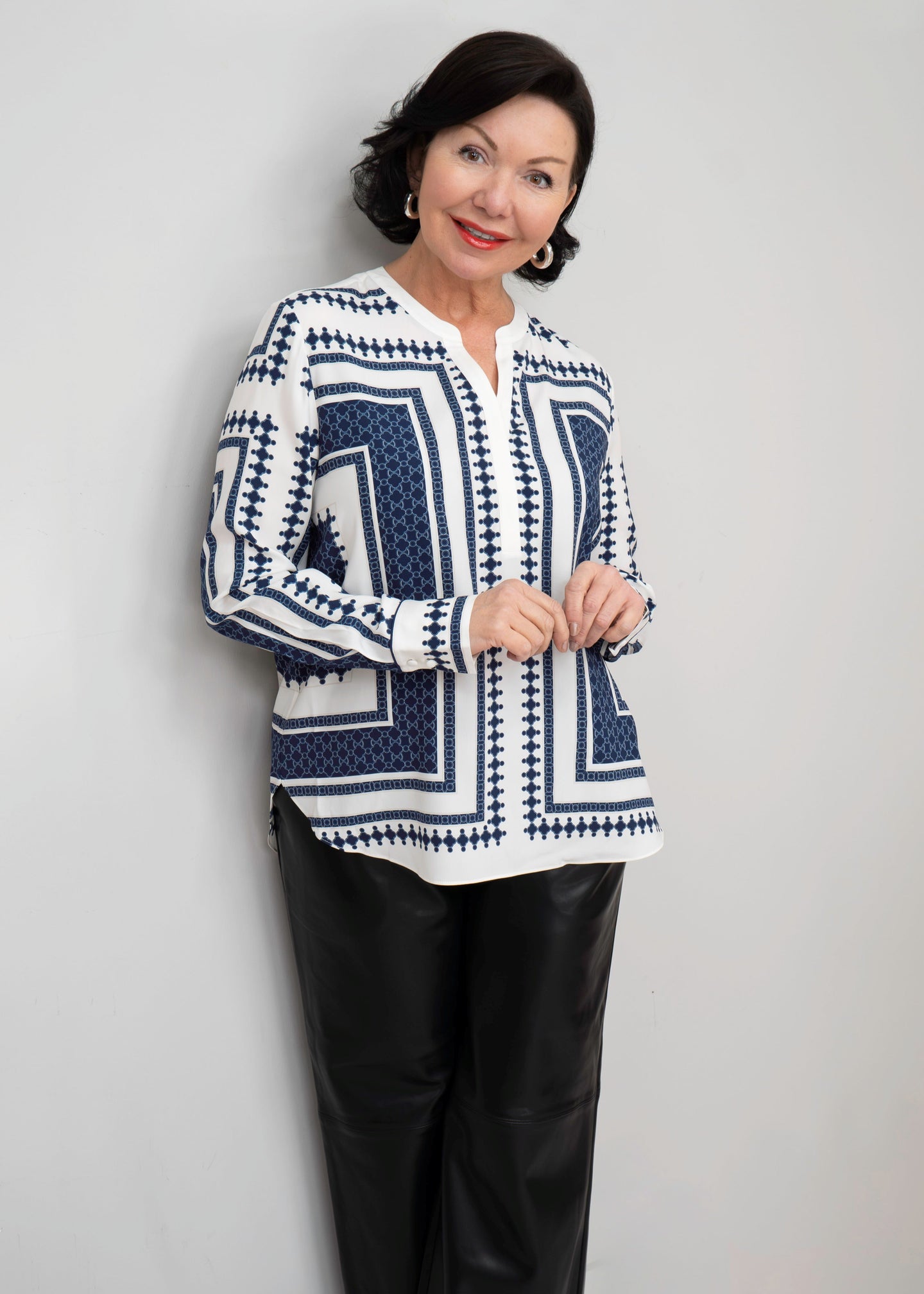 Herzens - Geometric Print V-neck Placket Blouse