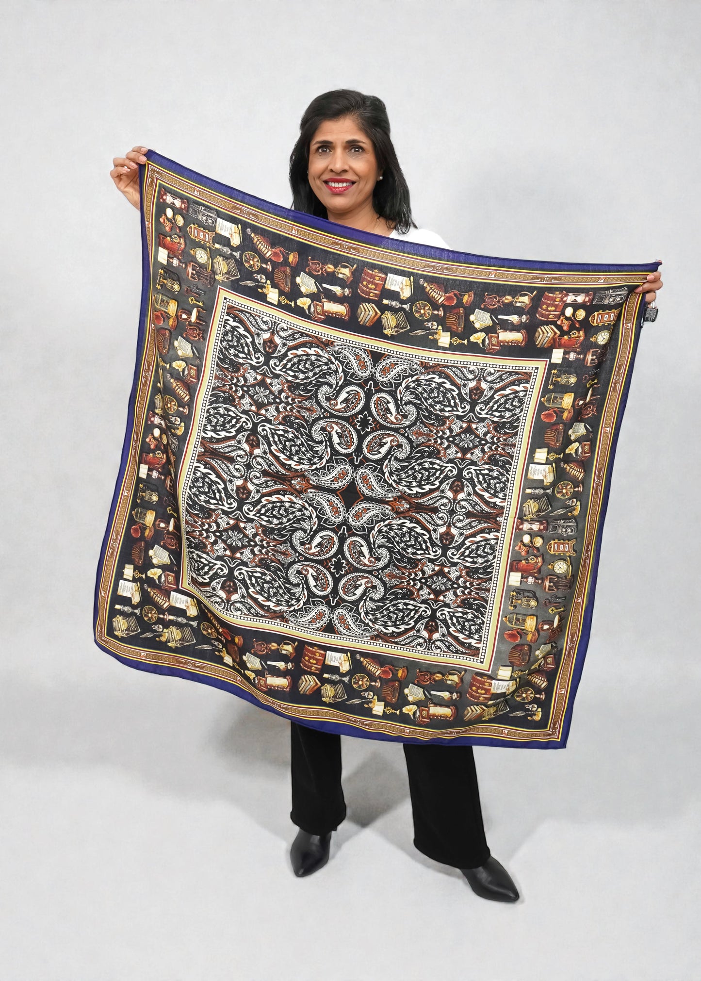 Tom & Eva -Reversible Vintage Paisley Scarf