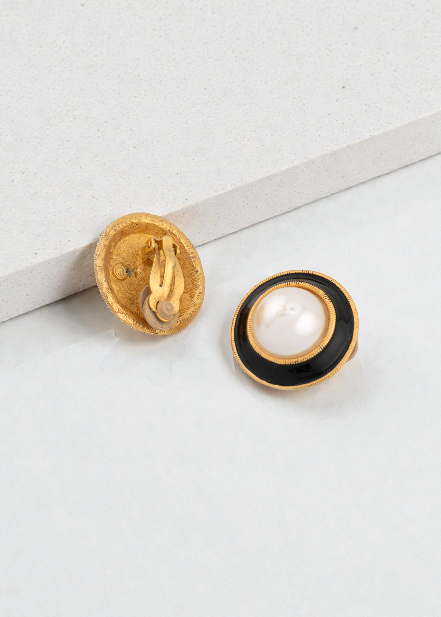 Pre-loved - Carolee Faux Pearl Clip On Earrings