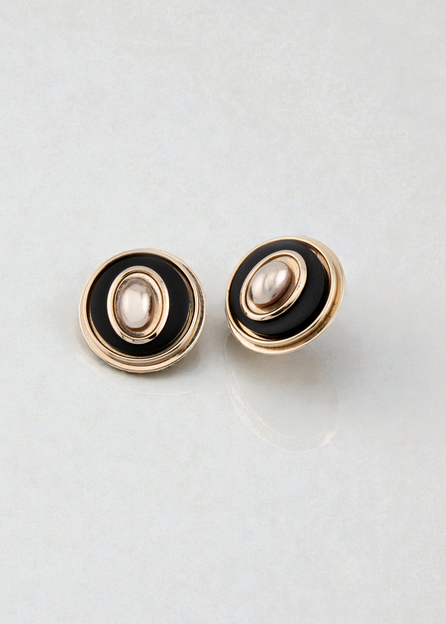 Pre-loved - Bullseye Button Clip On Earrings